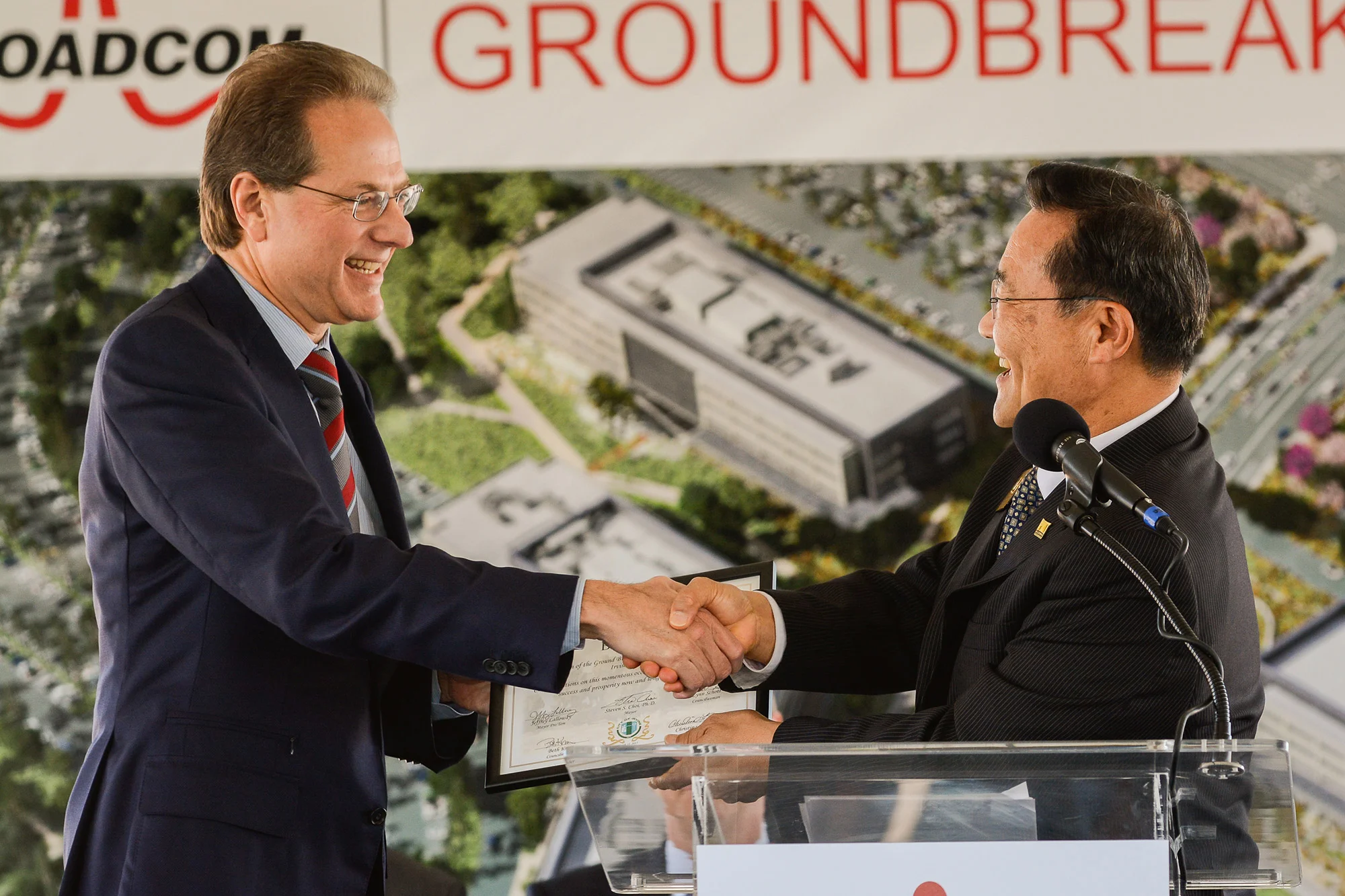 150325_FPC_BroadcommGroundBreak_080.jpg