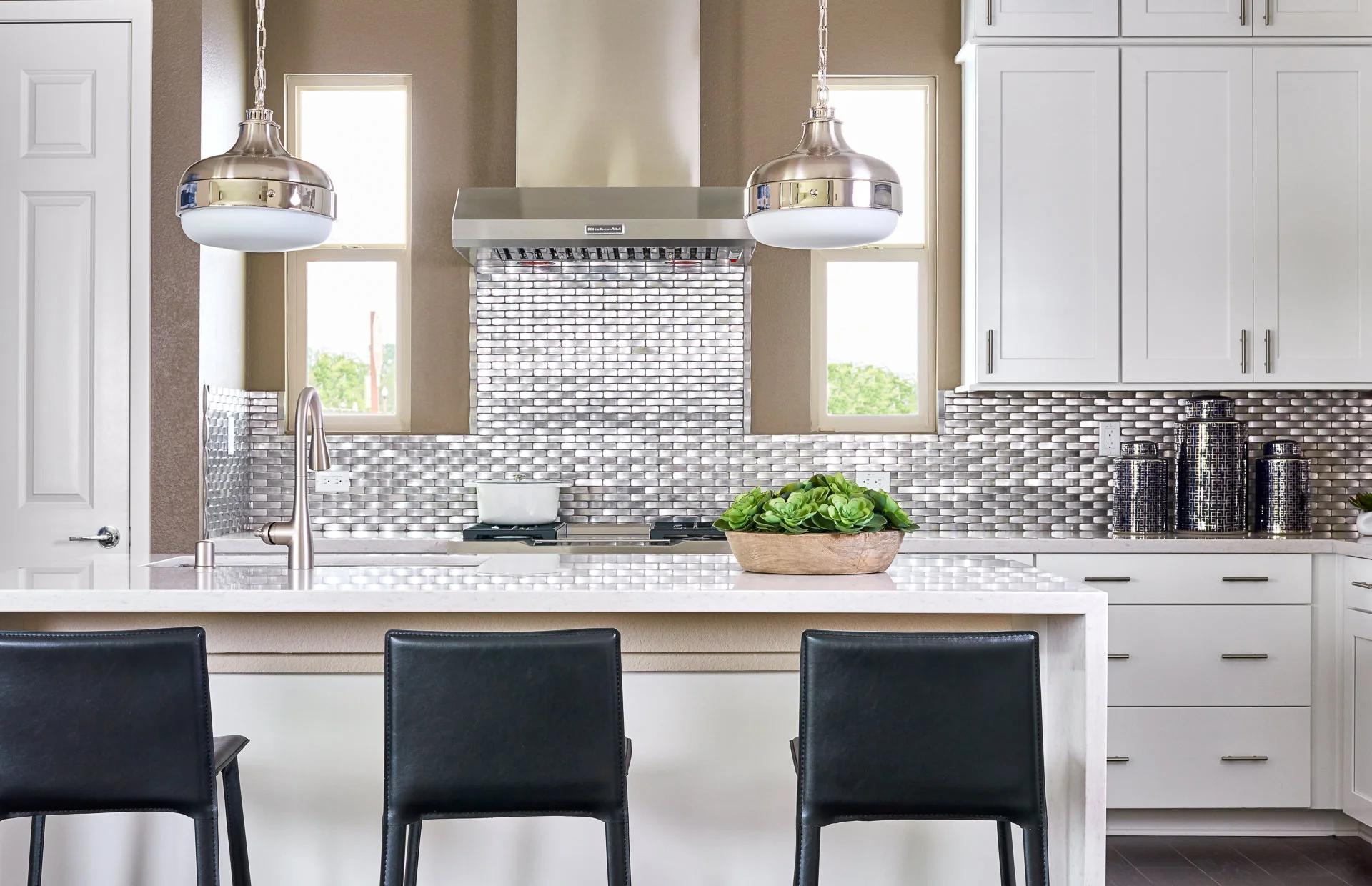 Jade_Harmony_Kitchen_02.jpg