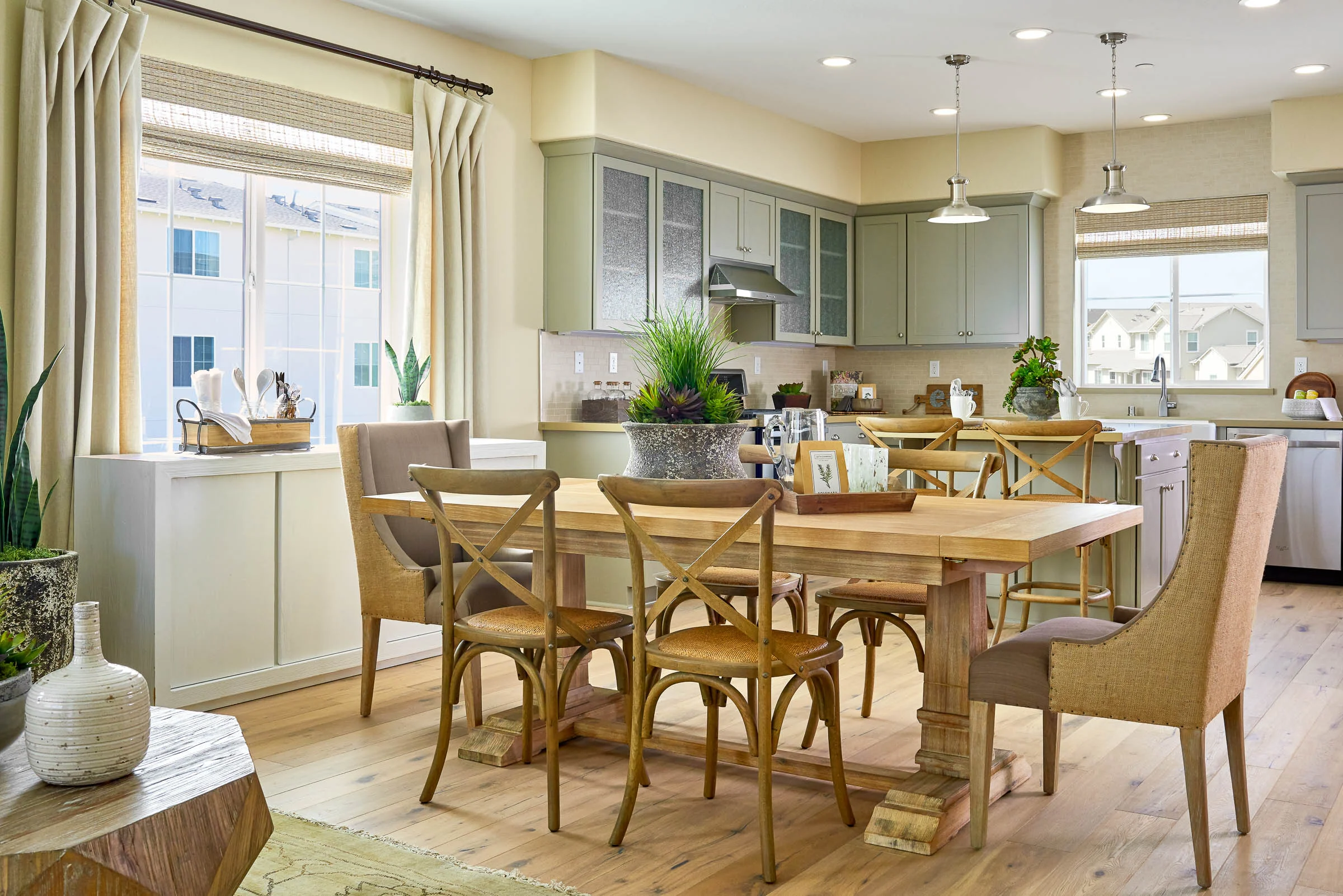170501_Bayshores_TheStrand_Res4_001.jpg
