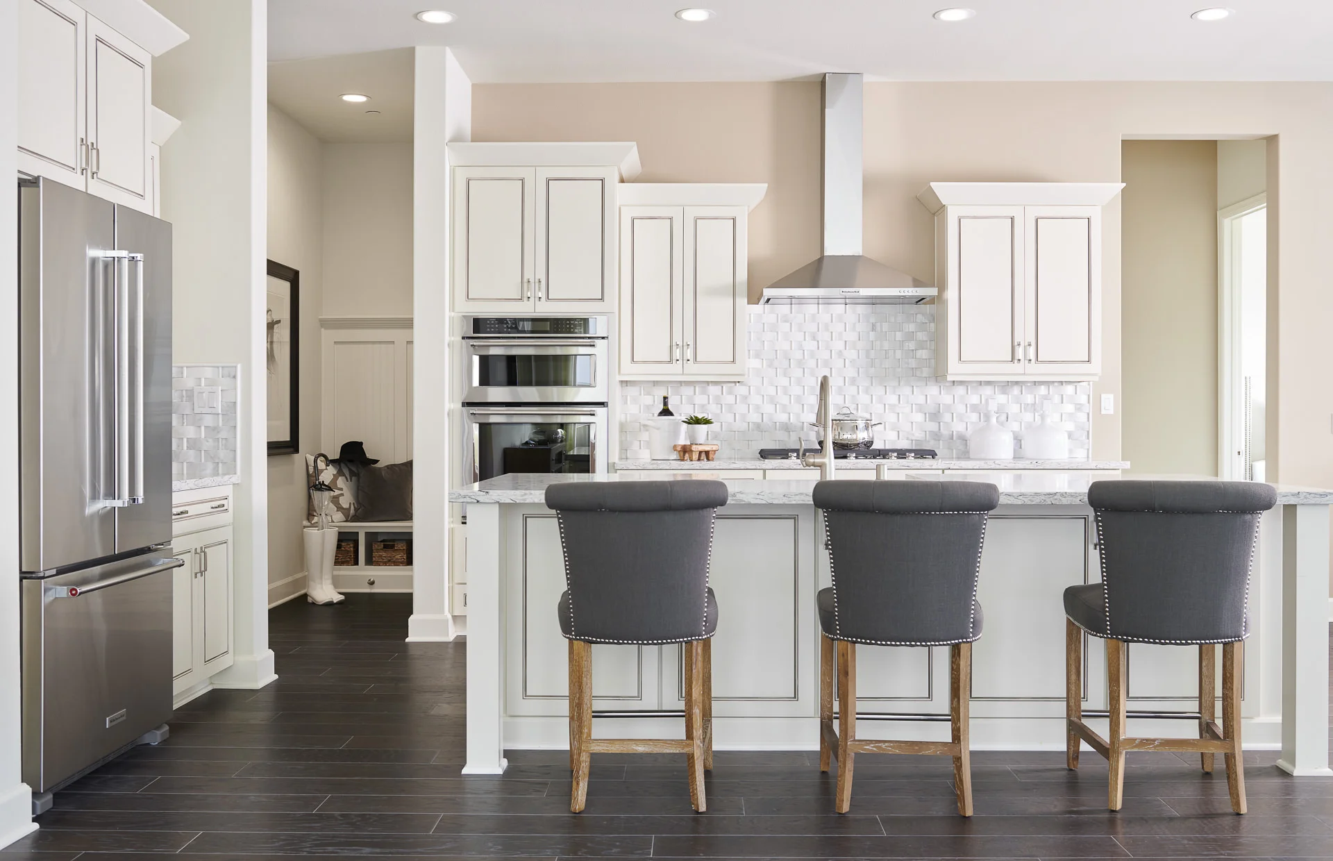 Alma_Res1_Kitchen_02.jpg
