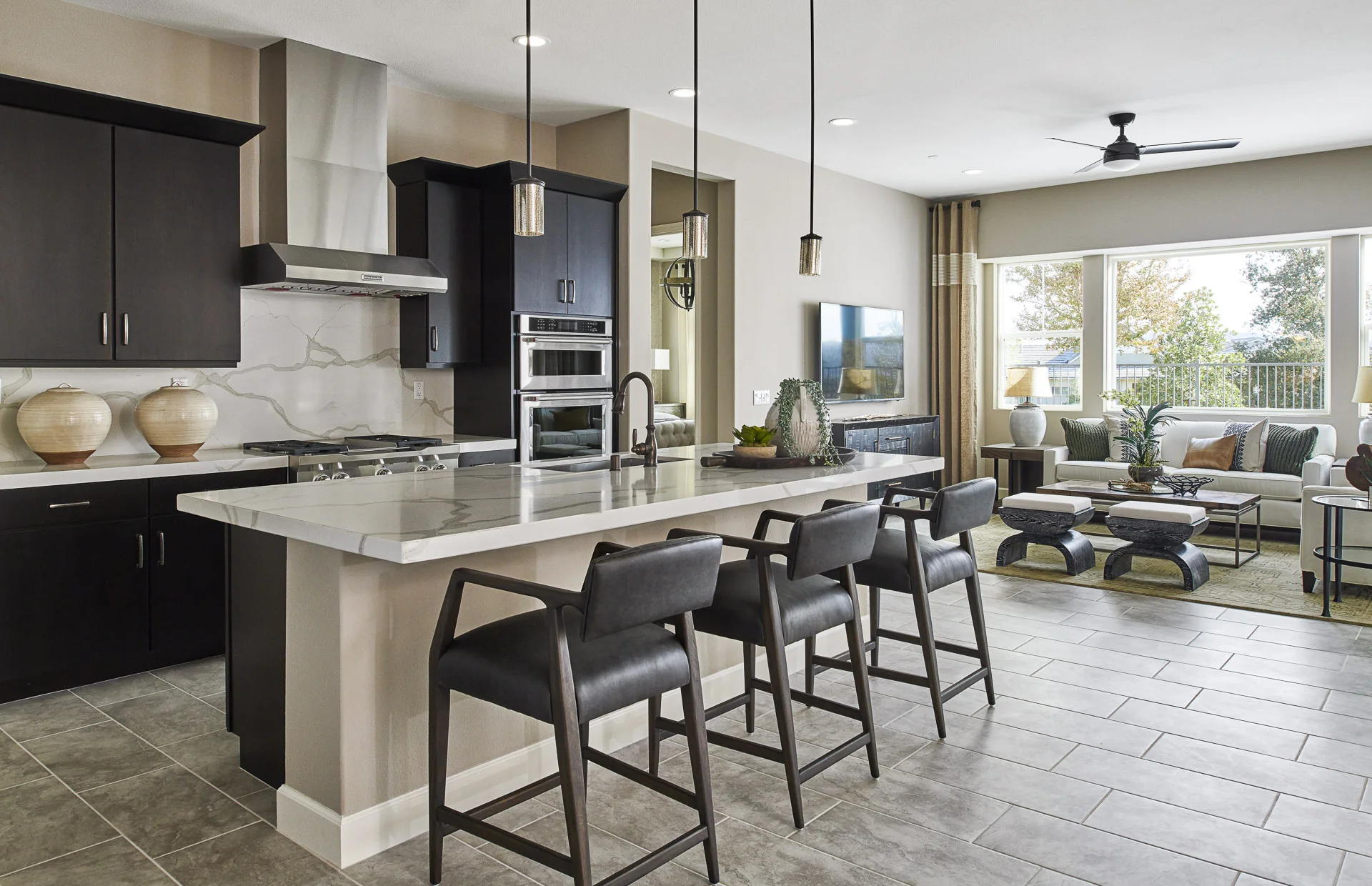 Alma_Res3_Kitchen_01.jpg
