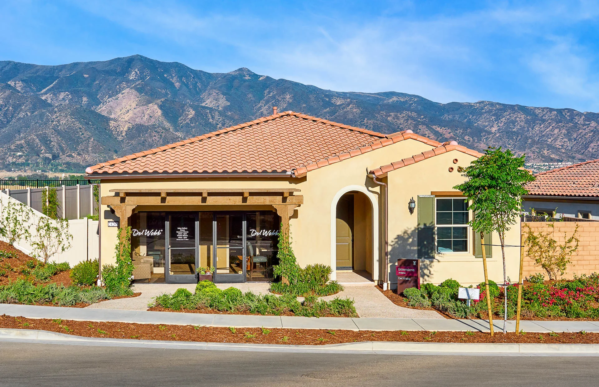 Ardena_Brownstone_Exterior.jpg