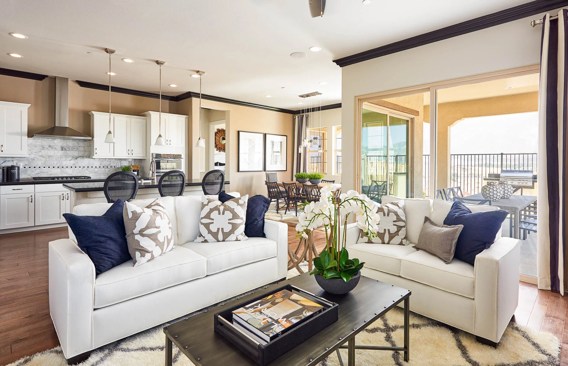 Ardena_Brownstone_Gathering_Room.jpg