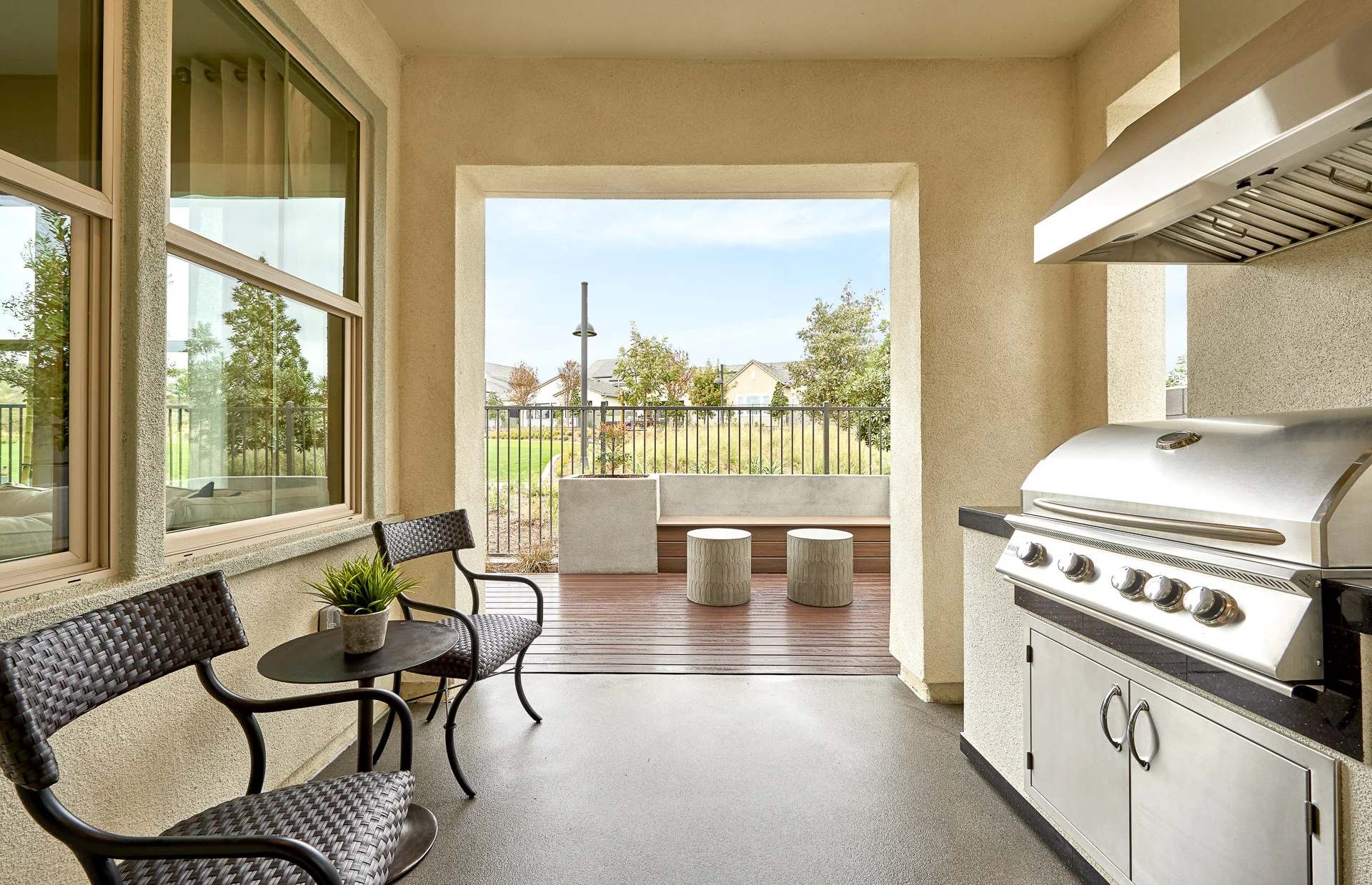 Vida_Res5_Covered_Patio.jpg