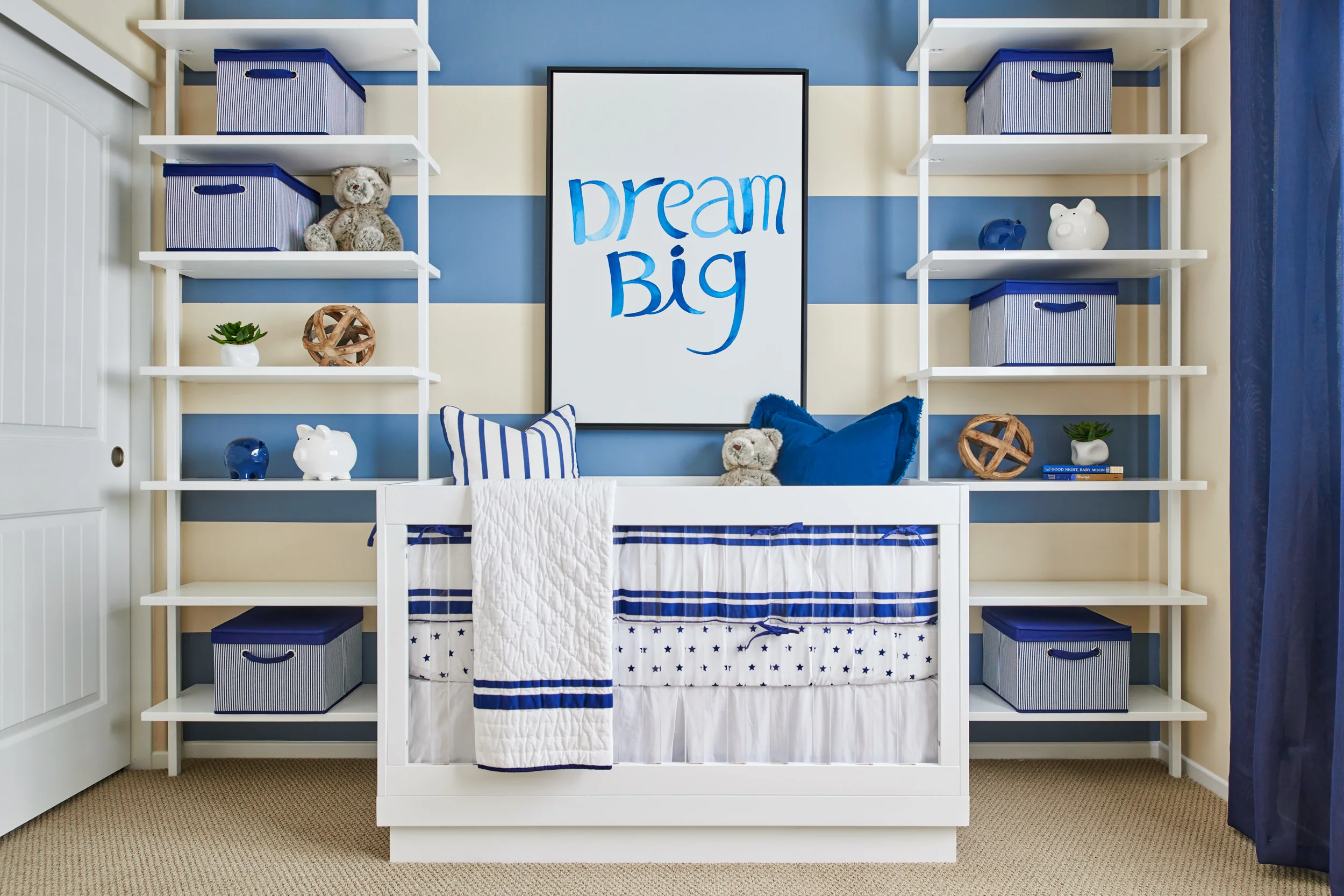 Windsor_Pathmaker_Bedroom_01_002.jpg