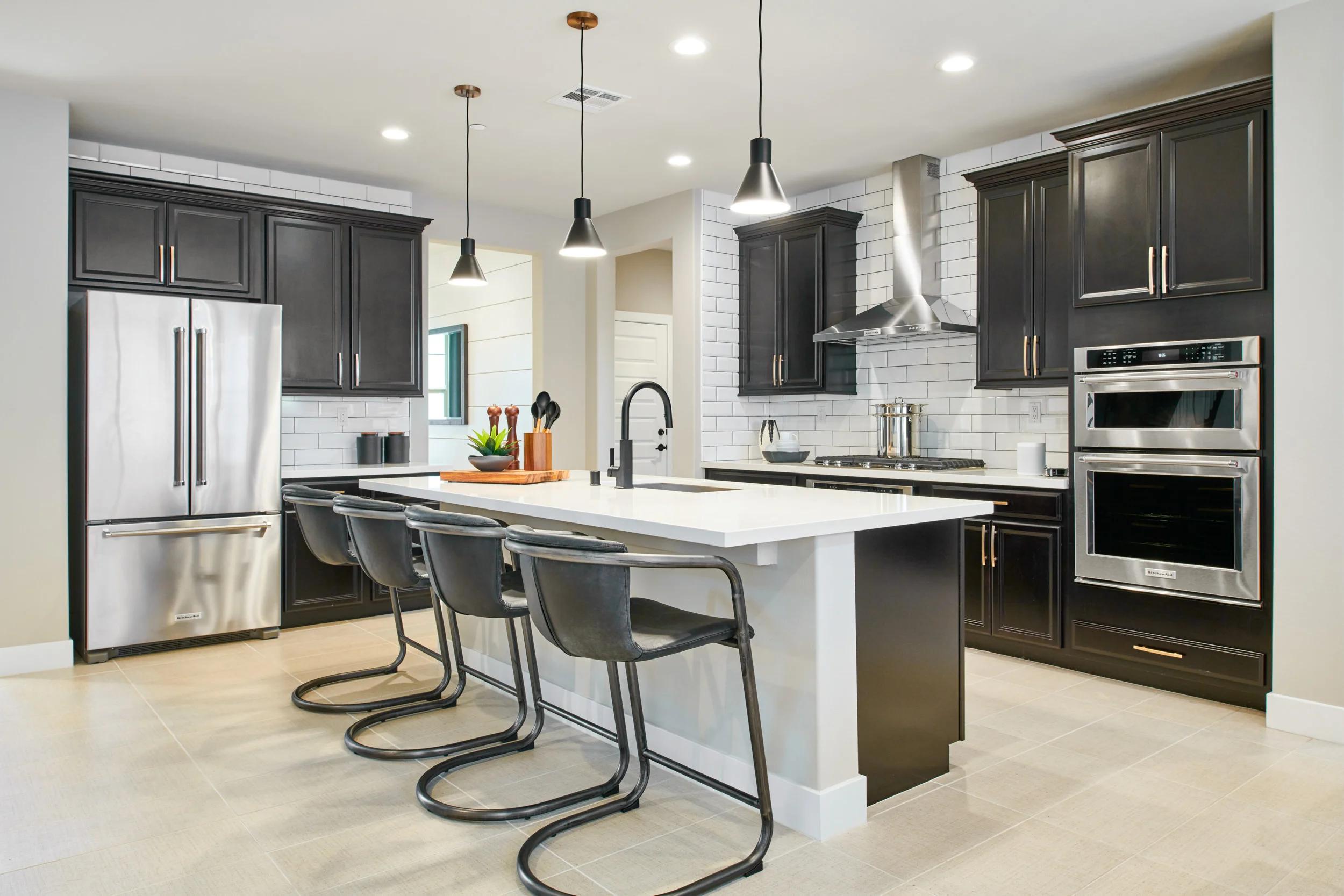 Windsor_Prodigy_Kitchen_001.jpg
