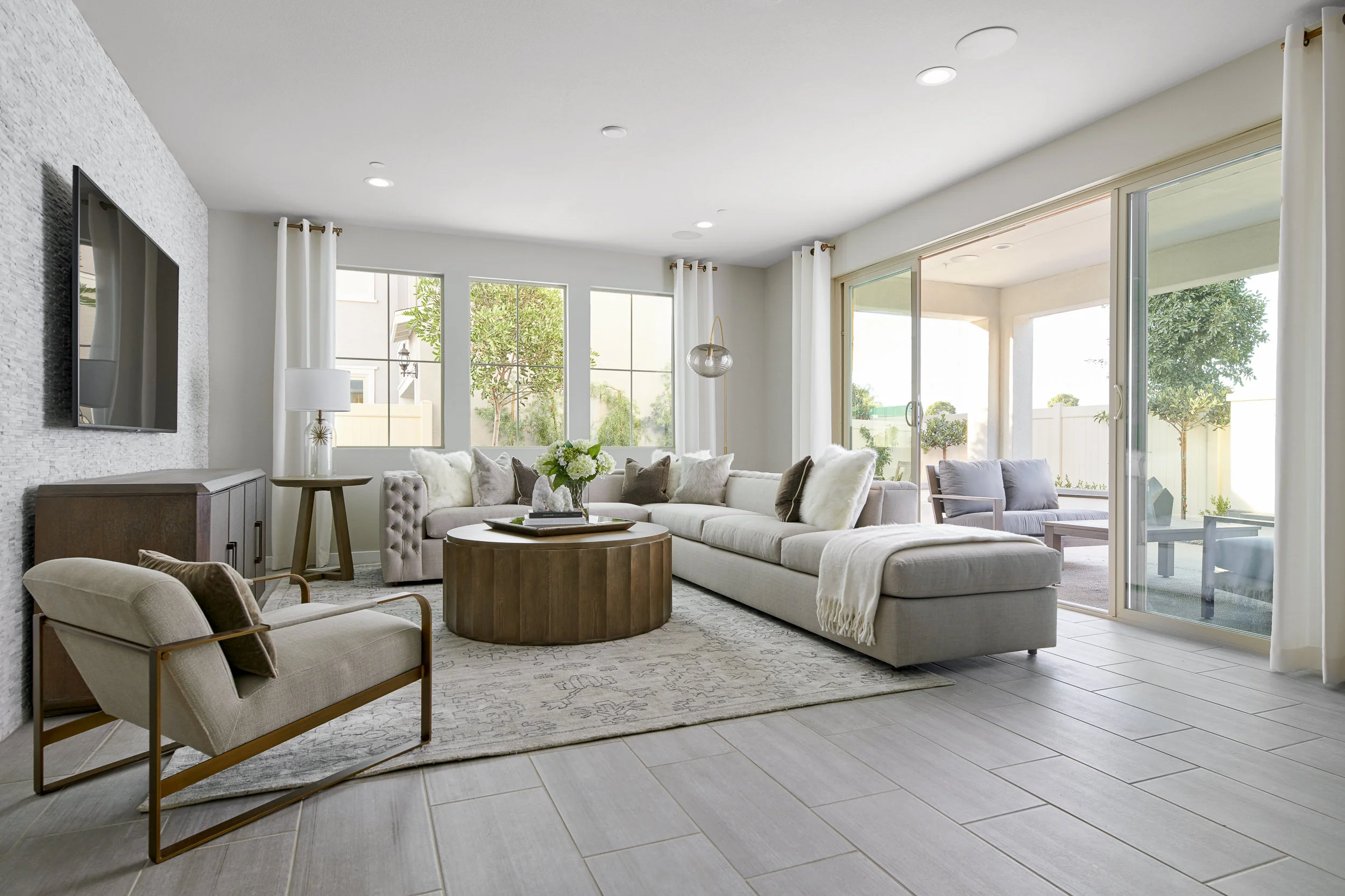Dorado_Plan_3_Gathering_Room_01.jpg
