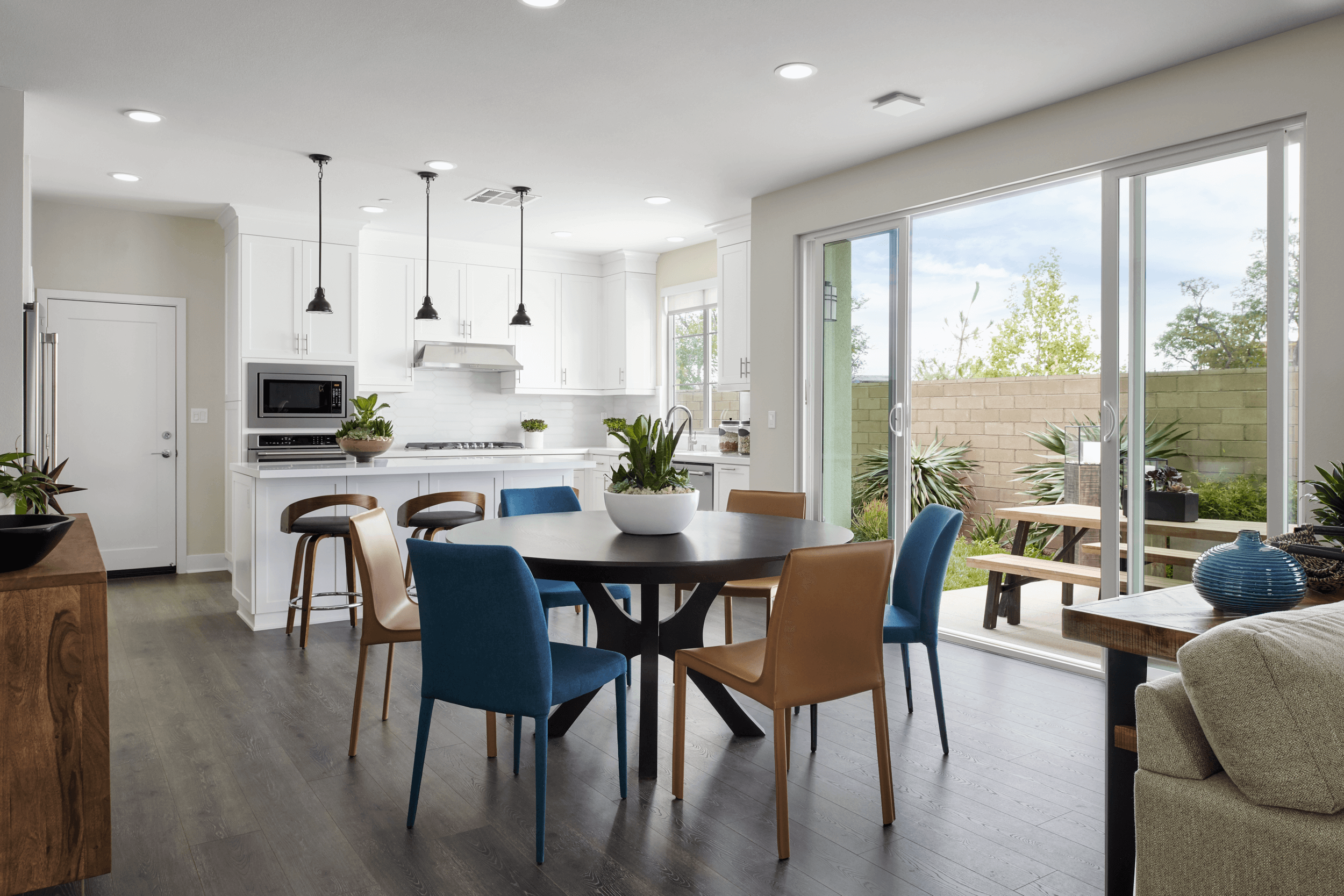 190617_WLH_NP_Echo_P4R_Dining_Room.png