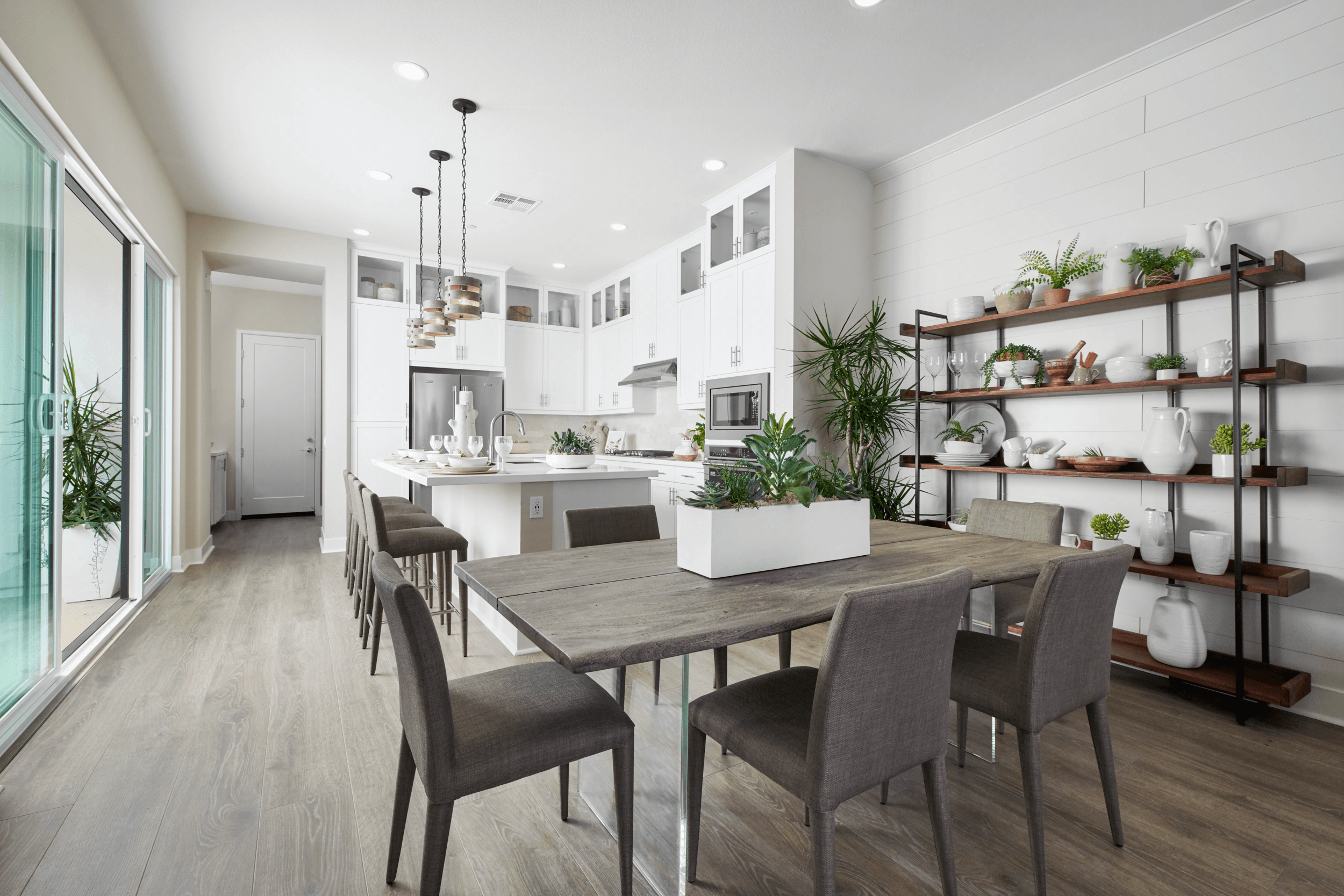 190805_WLH_NP_VergeP1R_Dining_Room.png