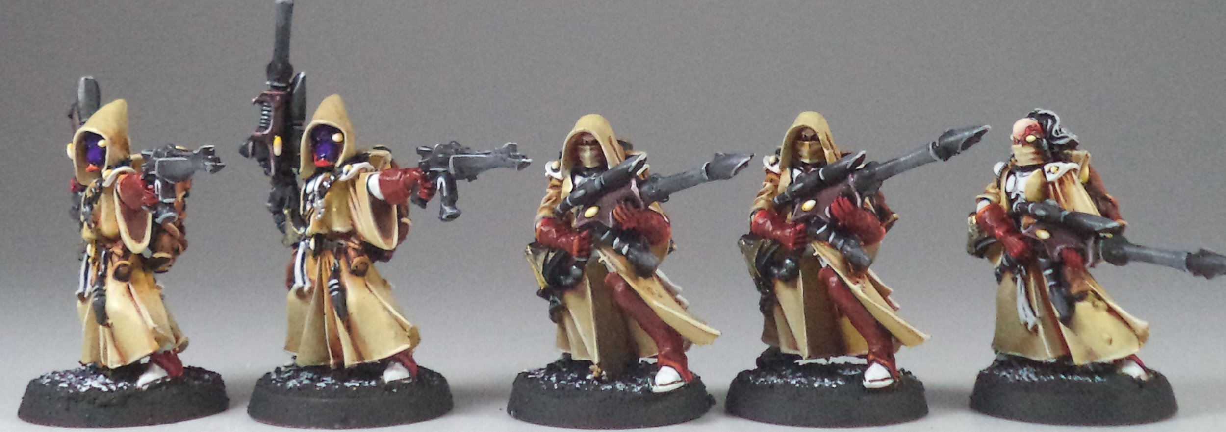 Eldar Minitaure Painting Service (1).JPG
