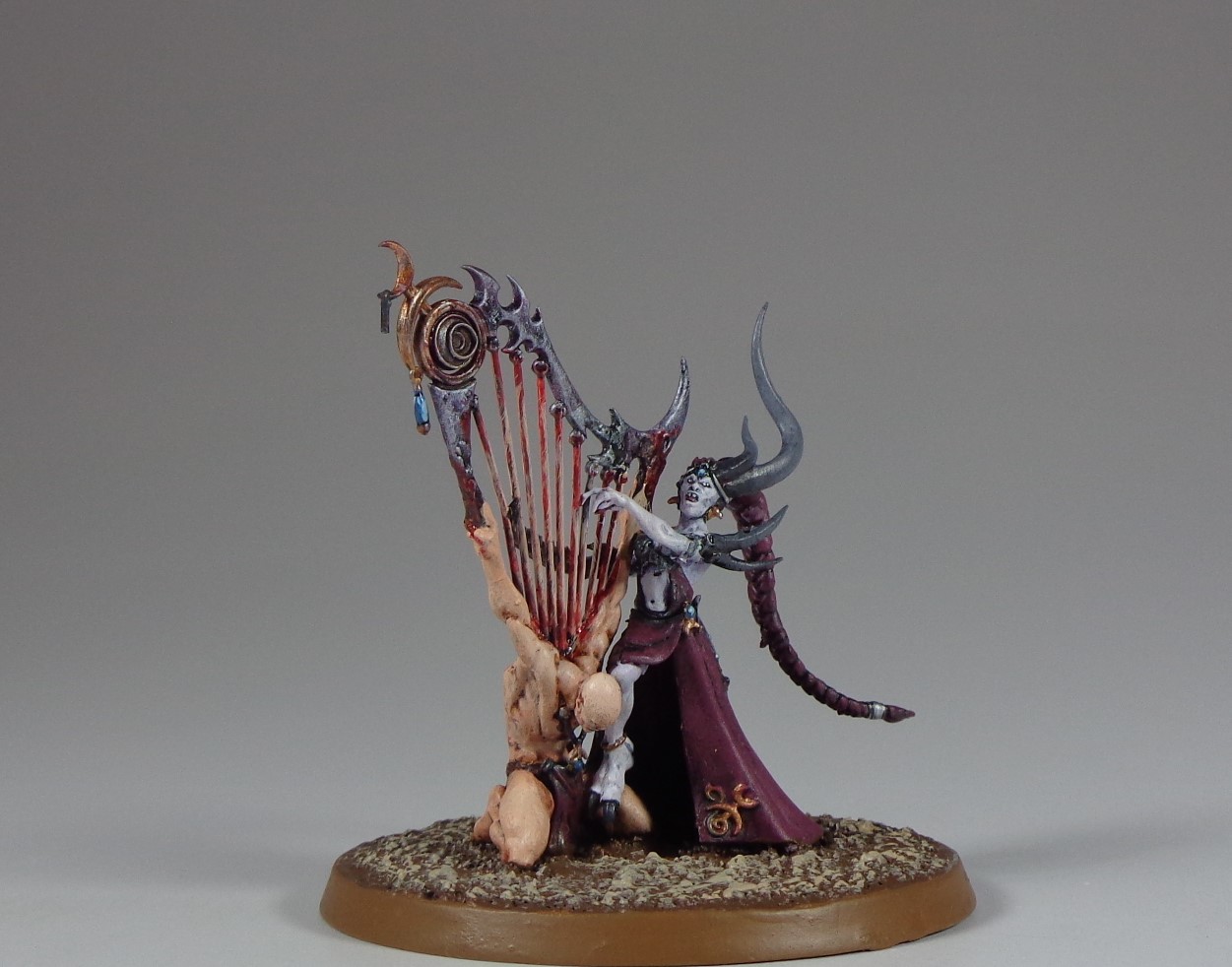 Slaanesh Daemons Demons GW Gamesworkshop Miniature Painting Service (6).JPG