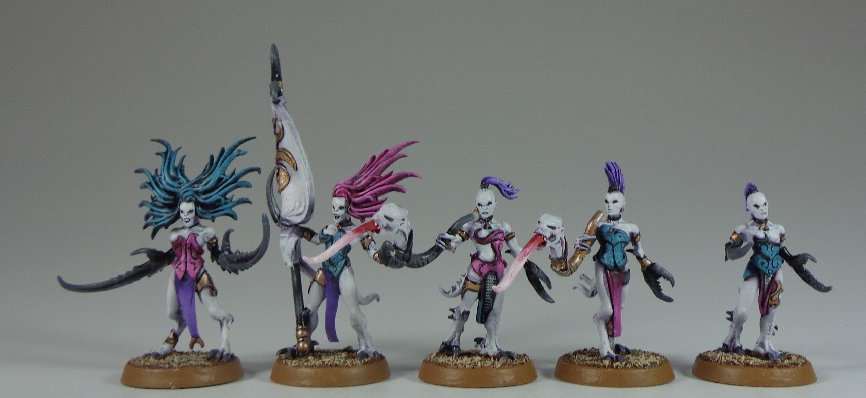 Slaanesh Daemons Demons GW Gamesworkshop Miniature Painting Service (14).JPG