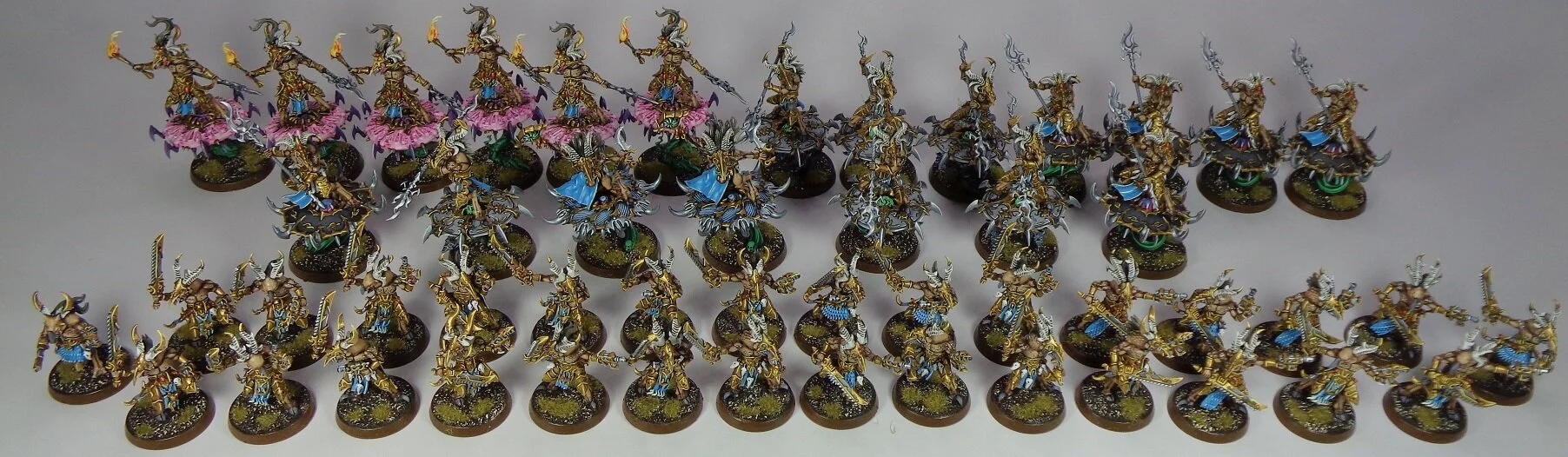 A Giant Tzeentch Miniature Painting Commission — Paintedfigs Miniature