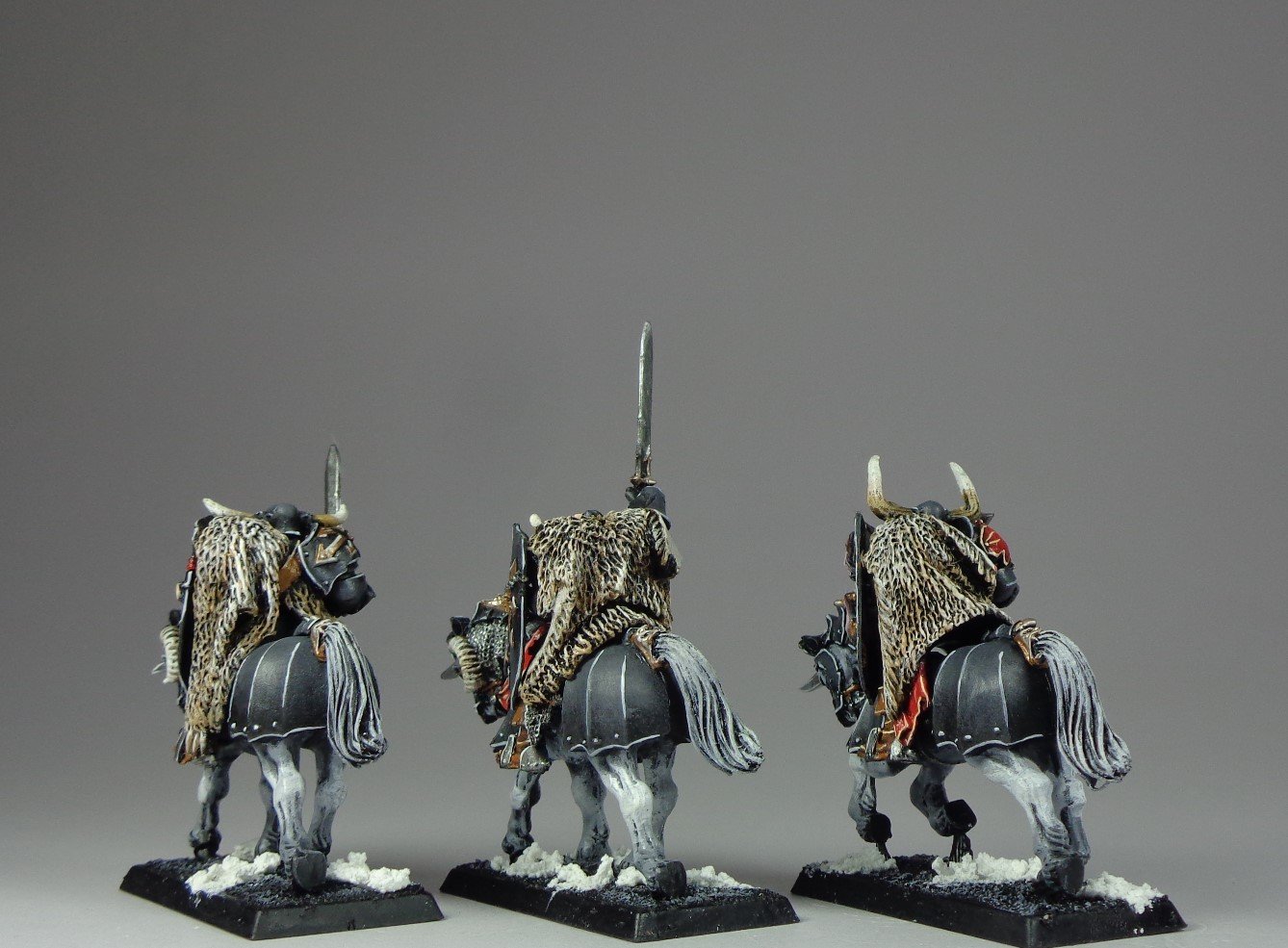 Slaves to Darkness Warriors of Chaos Paintedfigs Miniature Painting Service (25).jpg