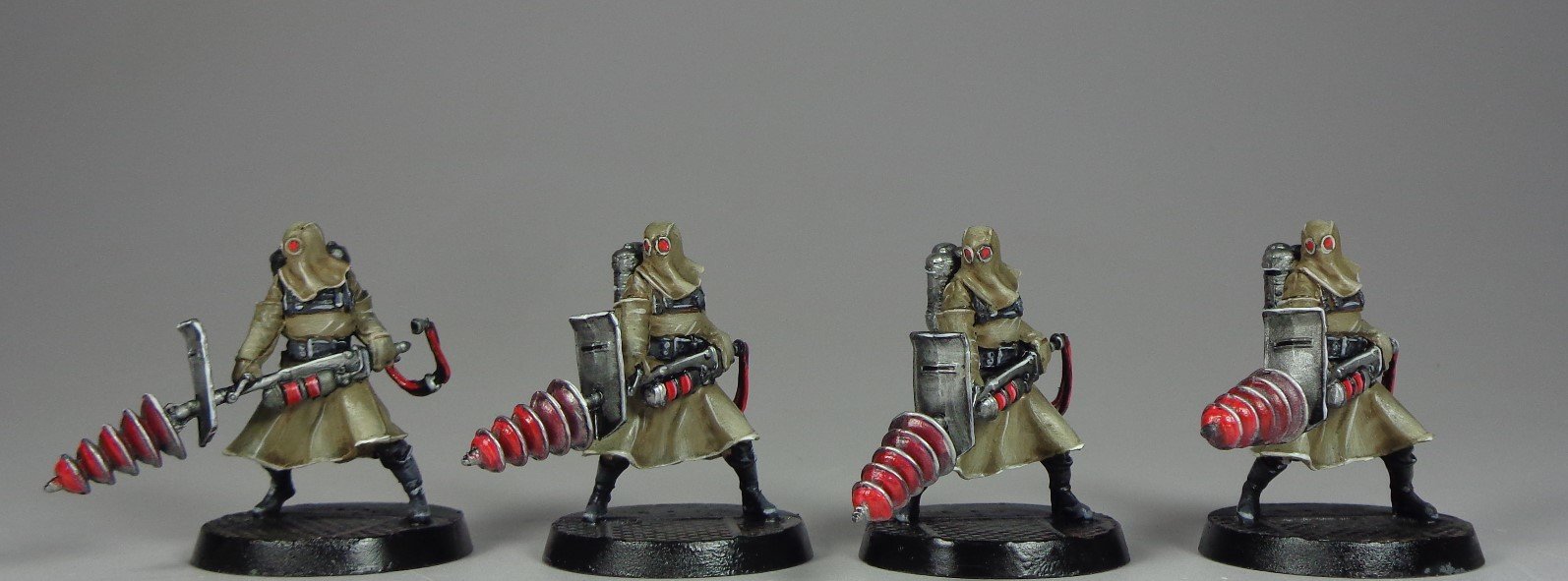 Reichbusters Paintedfigs Miniature Painting Service  (11).jpg