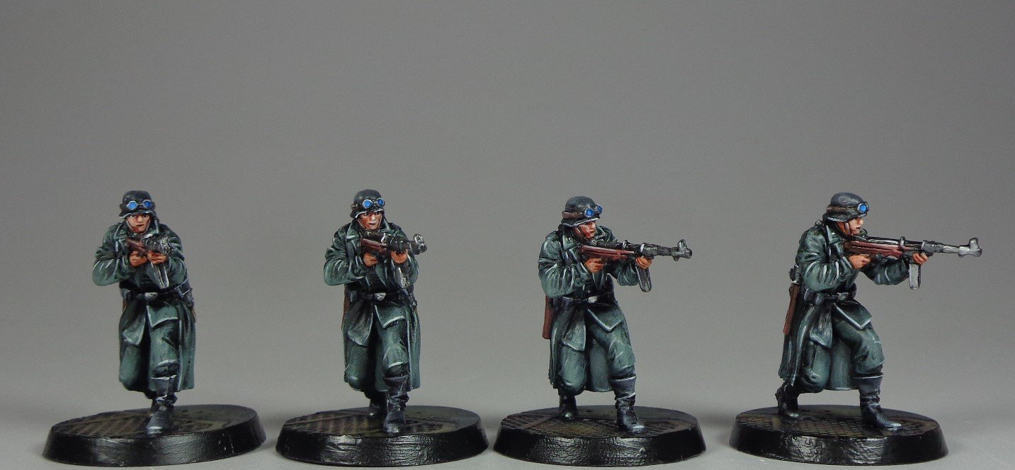 Reichbusters Paintedfigs Miniature Painting Service  (14).jpg