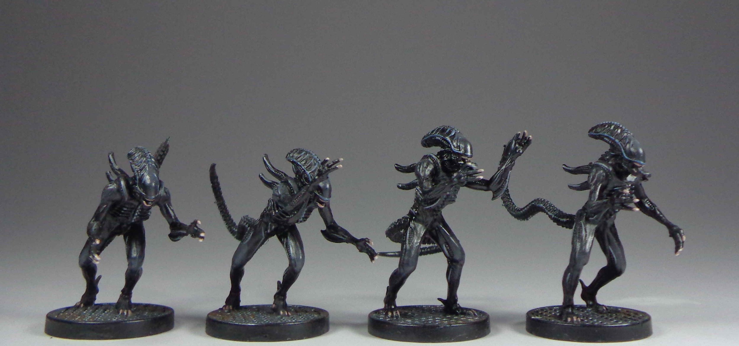 Aliens PaintedFigs Miniature Painting Service (7).jpg