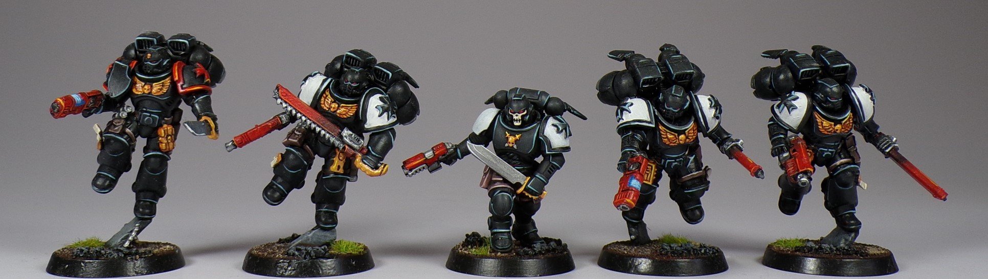 Paintedfigs Black Templar Miniature Painting Service (2).jpg