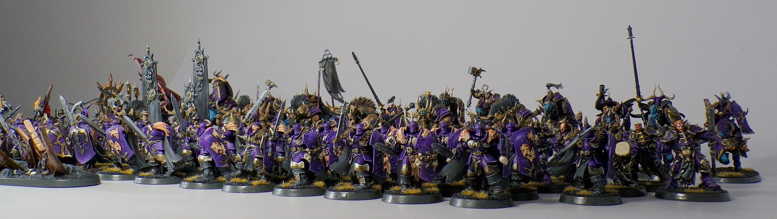 Age of Sigmar Slaves to Darkness PaintedFigs Miniature Painting Service (2).jpg