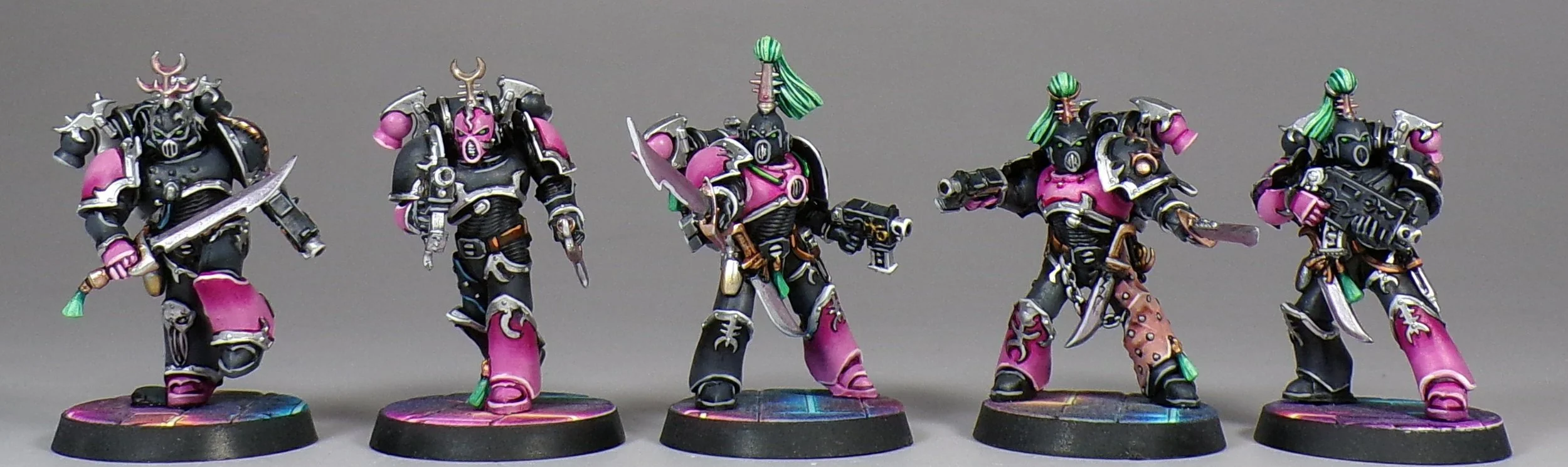 40k Champions of Slaanesh Emperor's Children PaintedFigs Miniature Painting Service (16).jpg