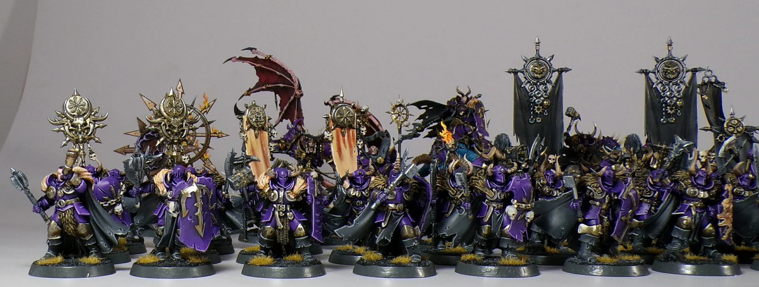 Warhammer Age of Sigmar AoS Slaves to Darkness Emperor's Children Scheme PaintedFigs Miniature Painting Service (58).jpg
