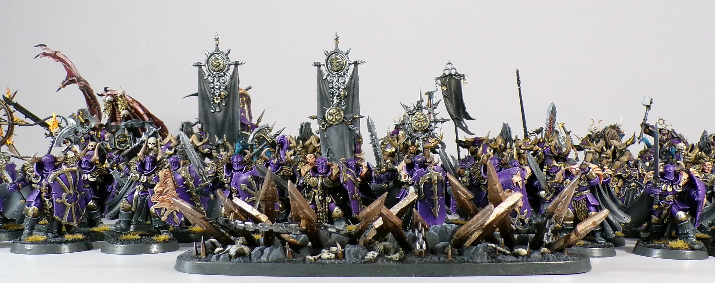 Warhammer Age of Sigmar AoS Slaves to Darkness Emperor's Children Scheme PaintedFigs Miniature Painting Service (59).jpg