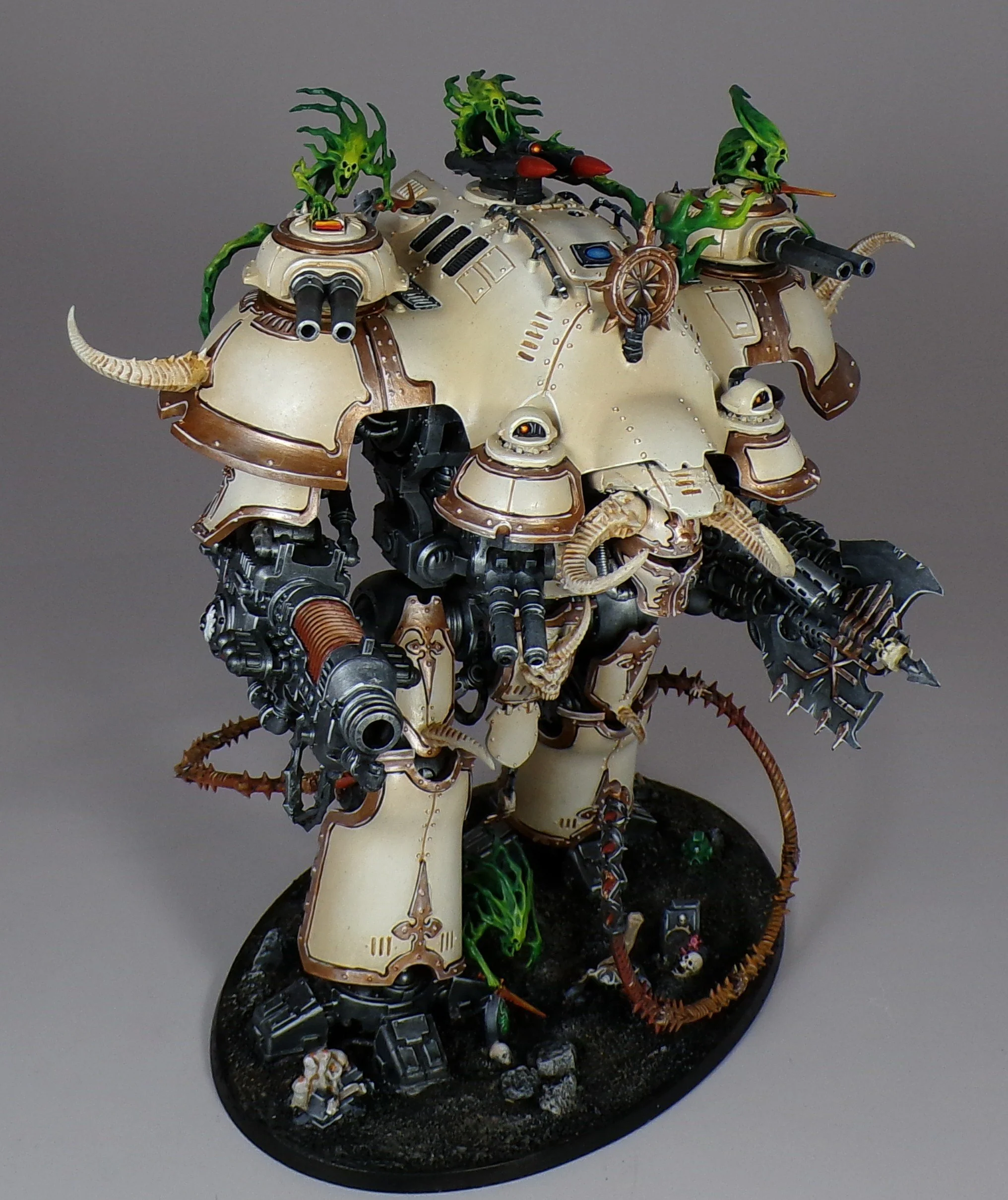 Warhammer 40k Chaos Knights PaintedFigs Miniature Painting Service (1).jpg