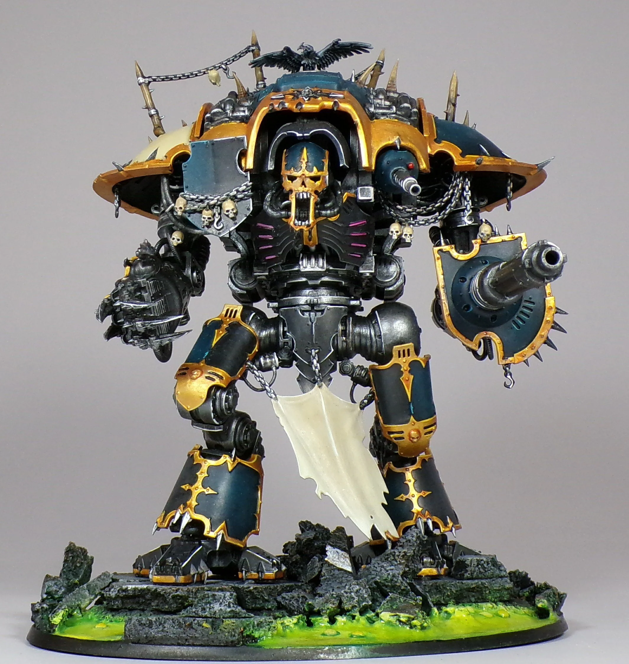 Warhammer 40k Chaos Knights PaintedFigs Miniature Painting Service (9).jpg