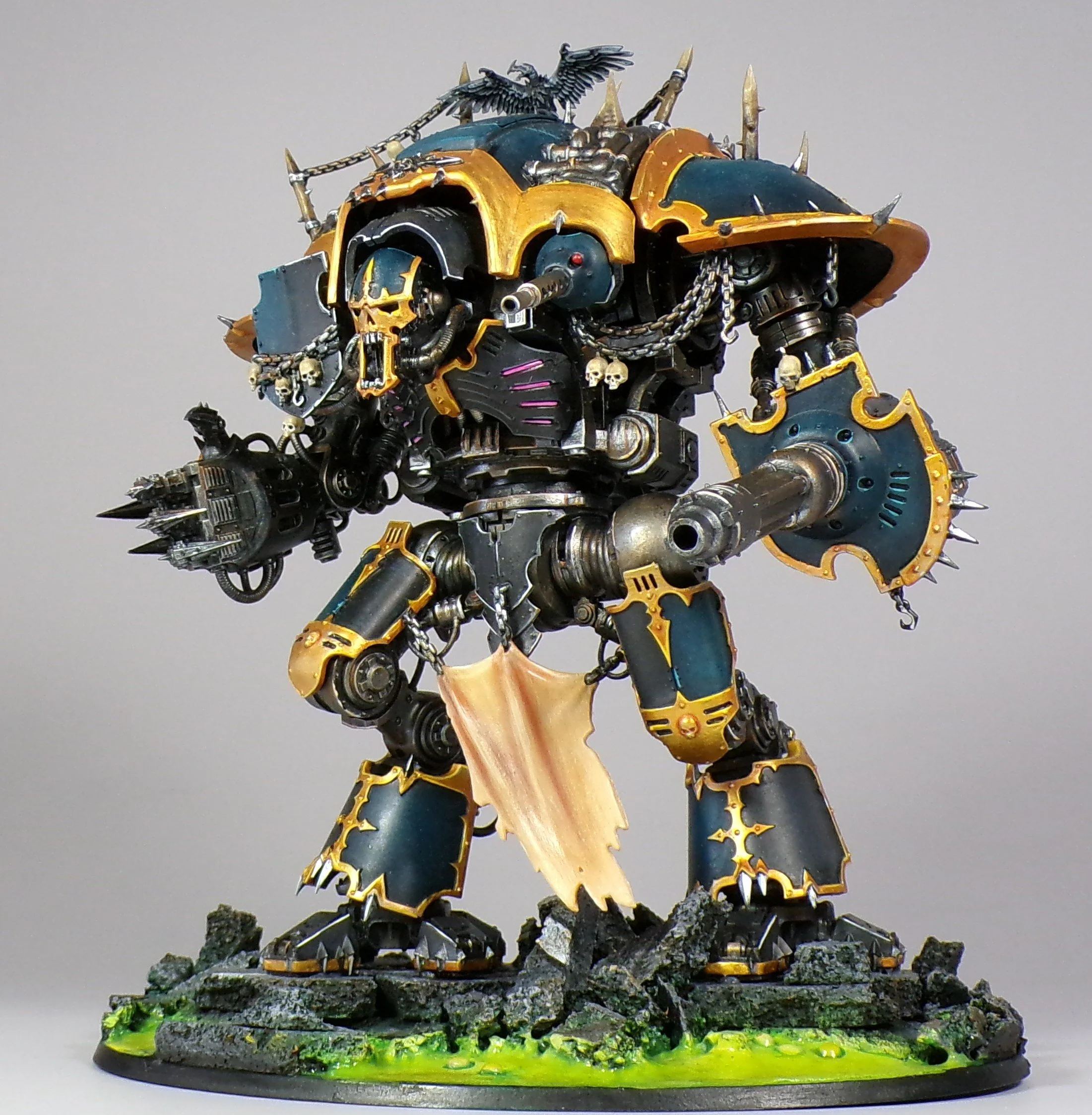 Warhammer 40k Chaos Knights PaintedFigs Miniature Painting Service (39).jpg