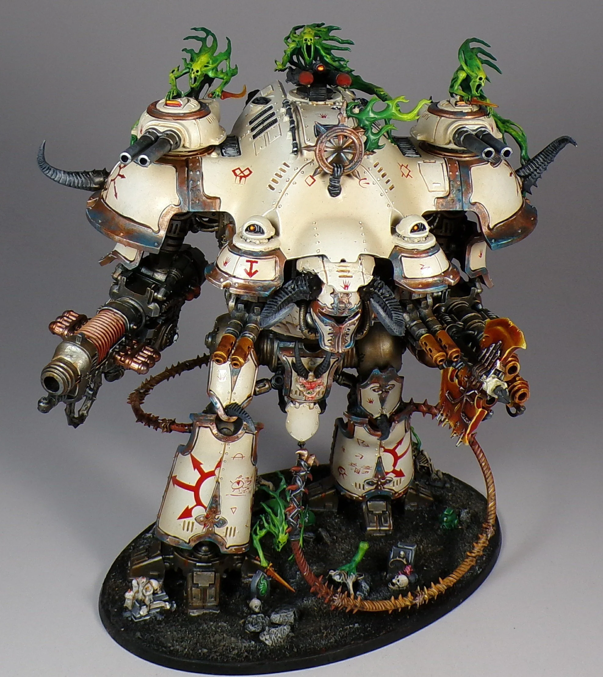 Warhammer 40k Chaos Knights PaintedFigs Miniature Painting Service (52).jpg