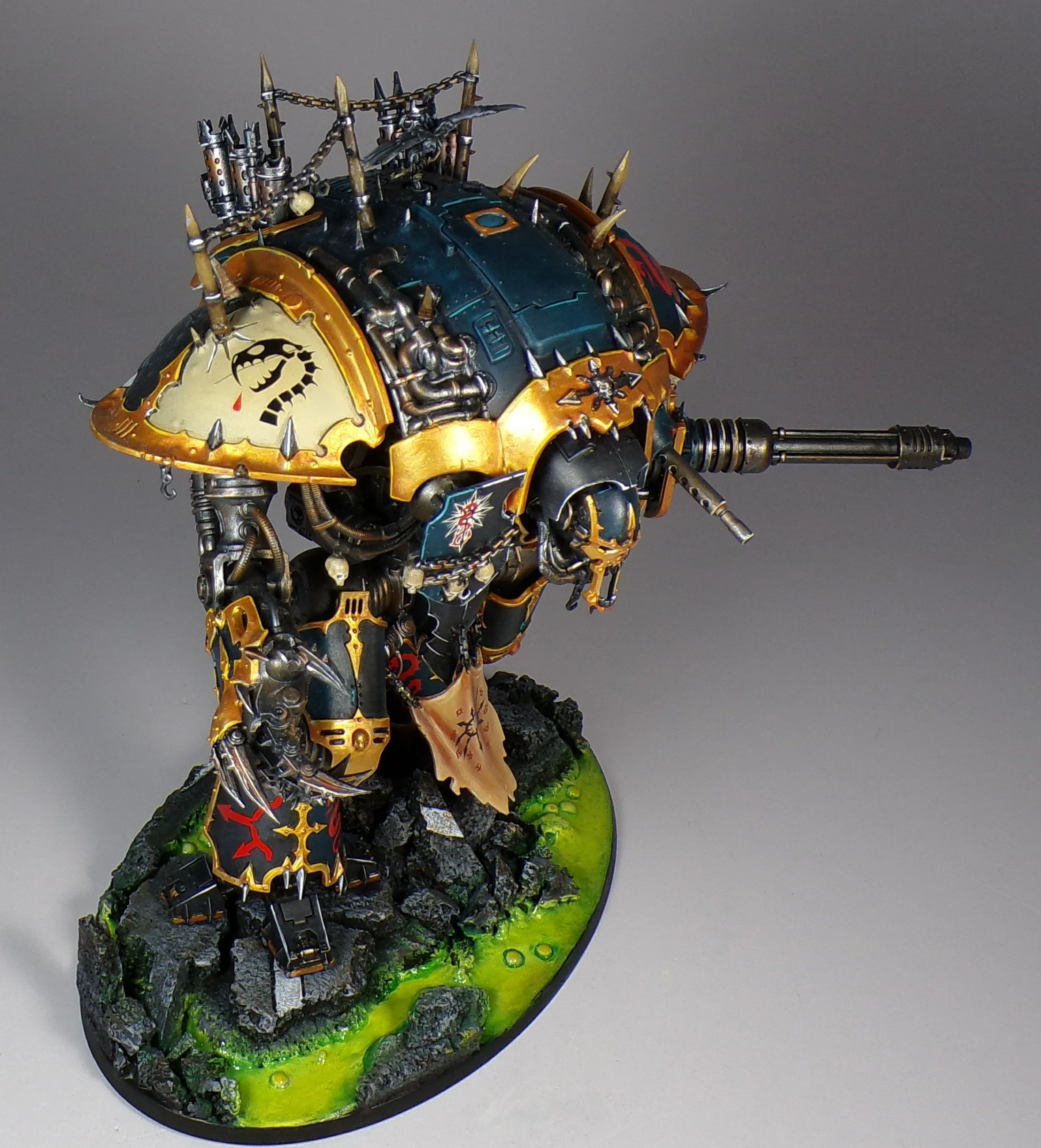 Warhammer 40k Chaos Knights PaintedFigs Miniature Painting Service (57).jpg