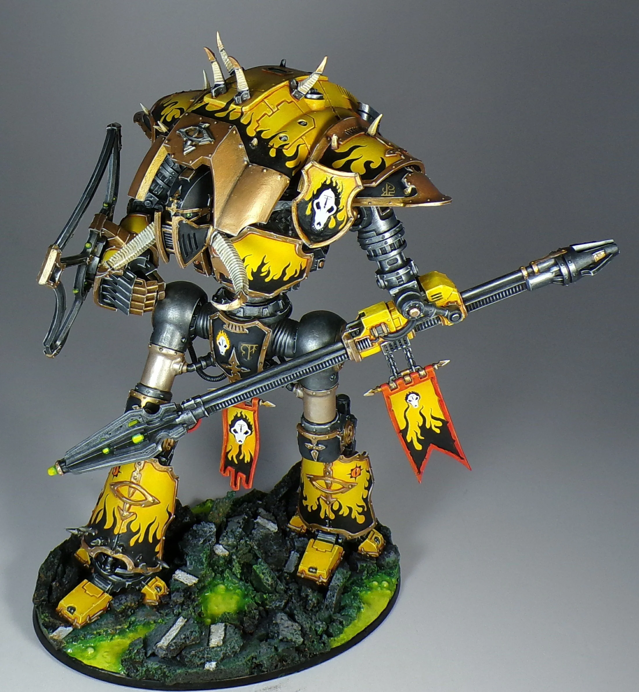 Warhammer 40k Chaos Knights PaintedFigs Miniature Painting Service (63).jpg
