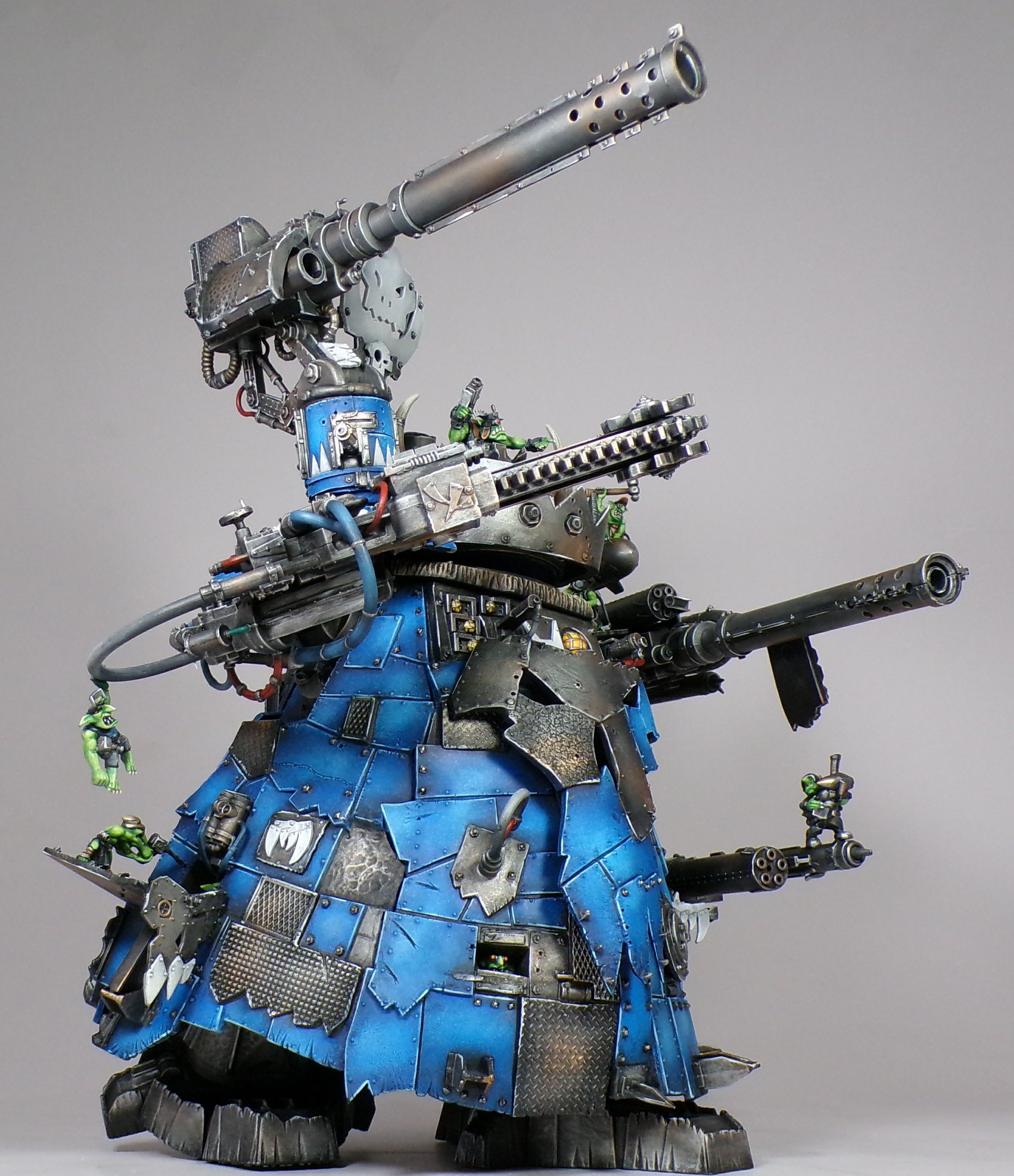 Painting Snakebite Orks: Blue and Green Orks, Vehicles, and a Stompa ...