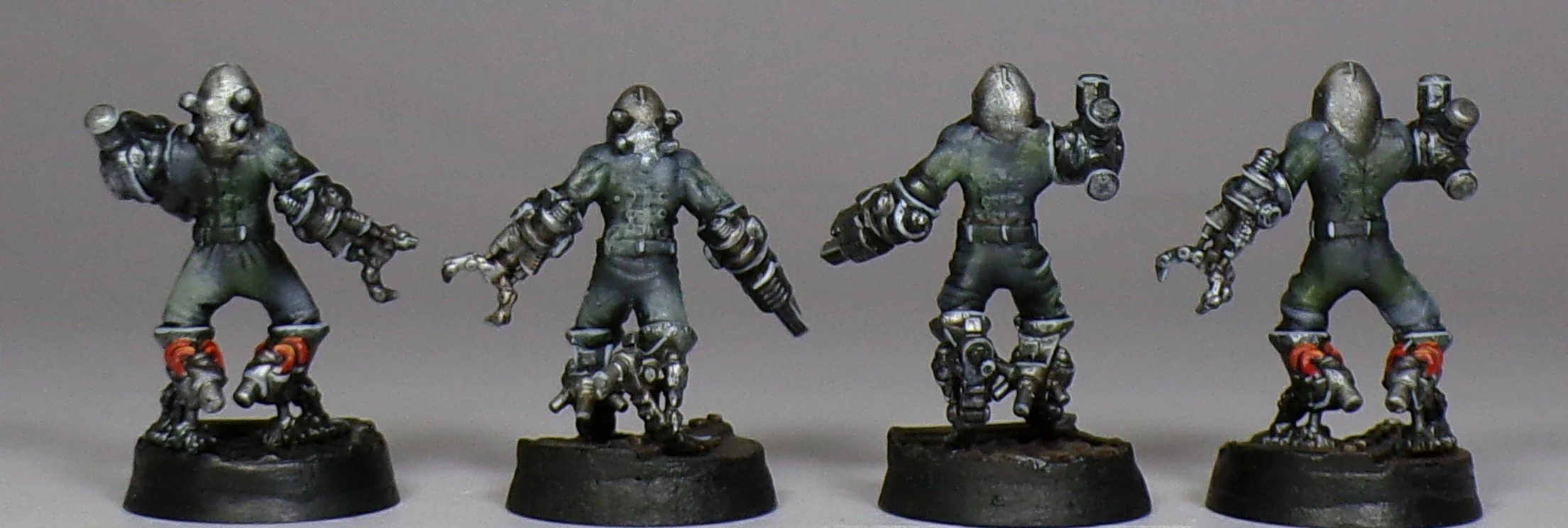 Chaos Space Marines and Daemons Warhammer 40k Games Workshop PaintedFigs Miniature Painting Studio (66).jpg