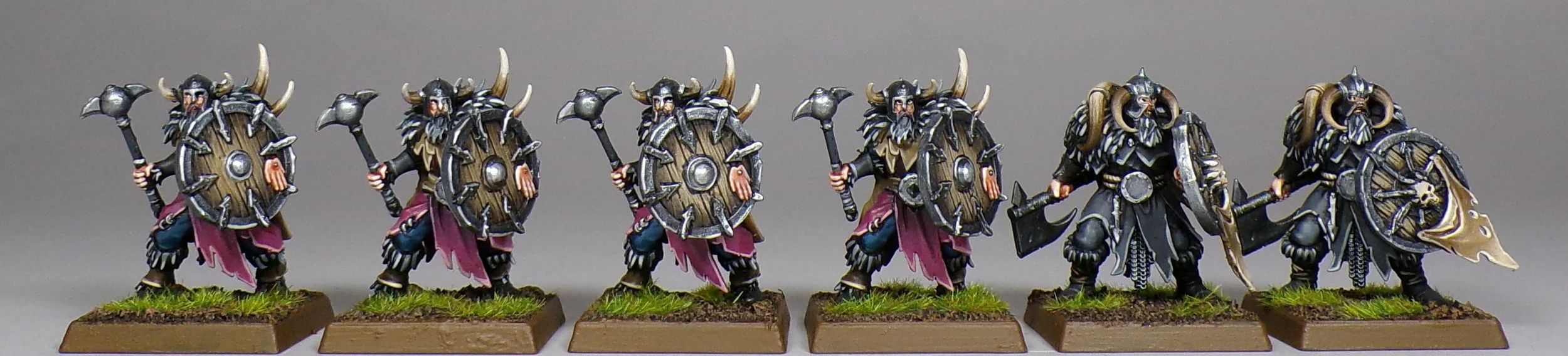 Warriors Of Chaos Warhammer Fantasy Battle Warhammer The Old World ToW Games Workshop PaintedFigs Miniature Painting Service  (37).jpg