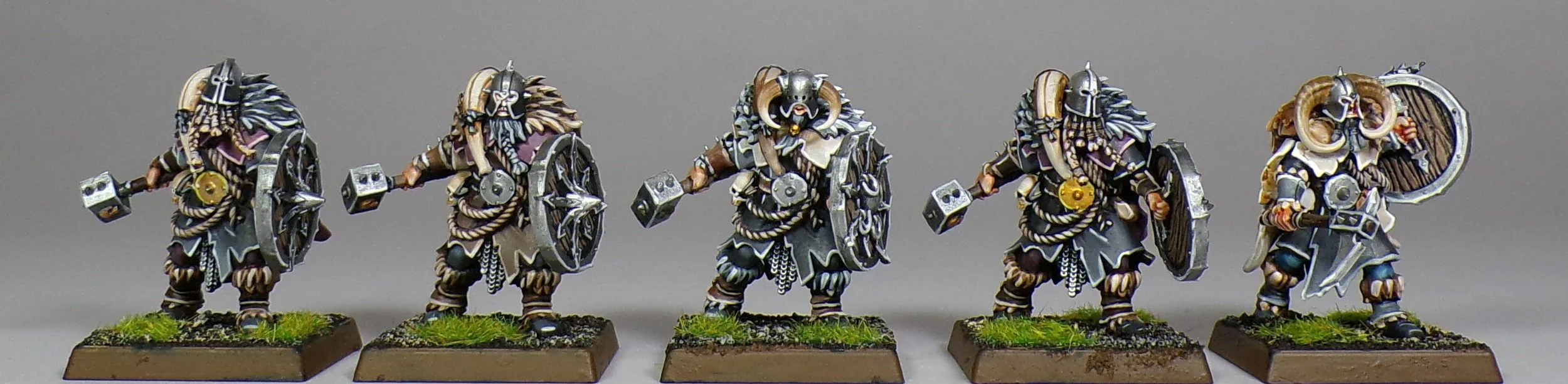 Warriors Of Chaos Warhammer Fantasy Battle Warhammer The Old World ToW Games Workshop PaintedFigs Miniature Painting Service  (54).jpg