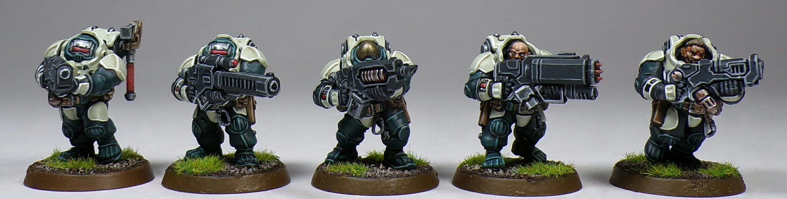 Greater Thurian League Leagues Of Votann Warhammer 40k Games Workshop PaintedFigs Miniature Painting Service (9).jpg