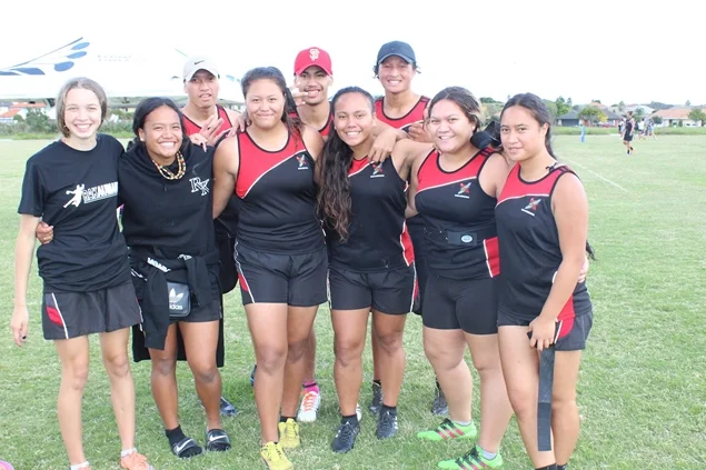 Students from Te Wharekura o Rakaumangamanga, 2017 Ki o Rahi Nationals