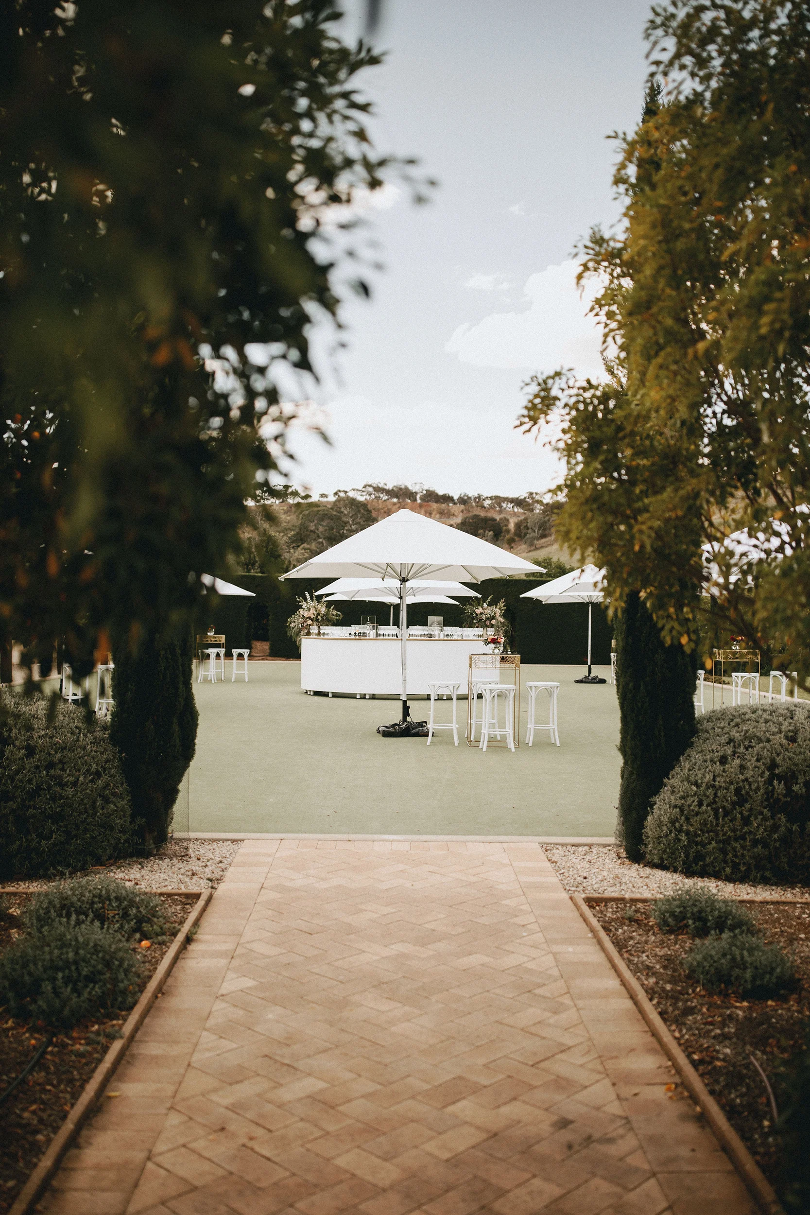 BYBHS_HYGGE_WEDDING_SCOTT&MADDIE_HI-RES_66.jpg