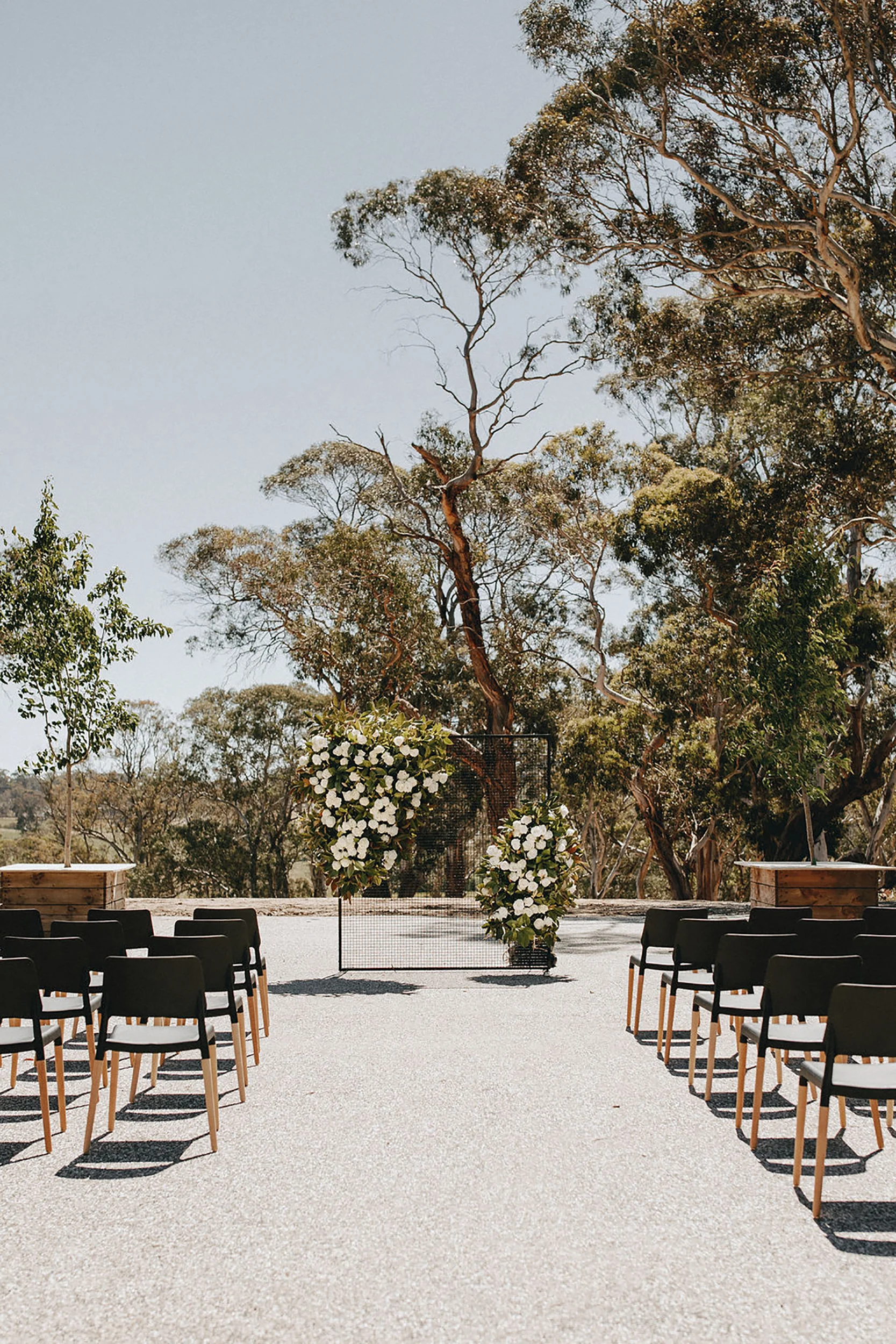 BYBHS_HYGGE_WEDDING_LEIGH&HAYLEY_HI-RES_25.jpg