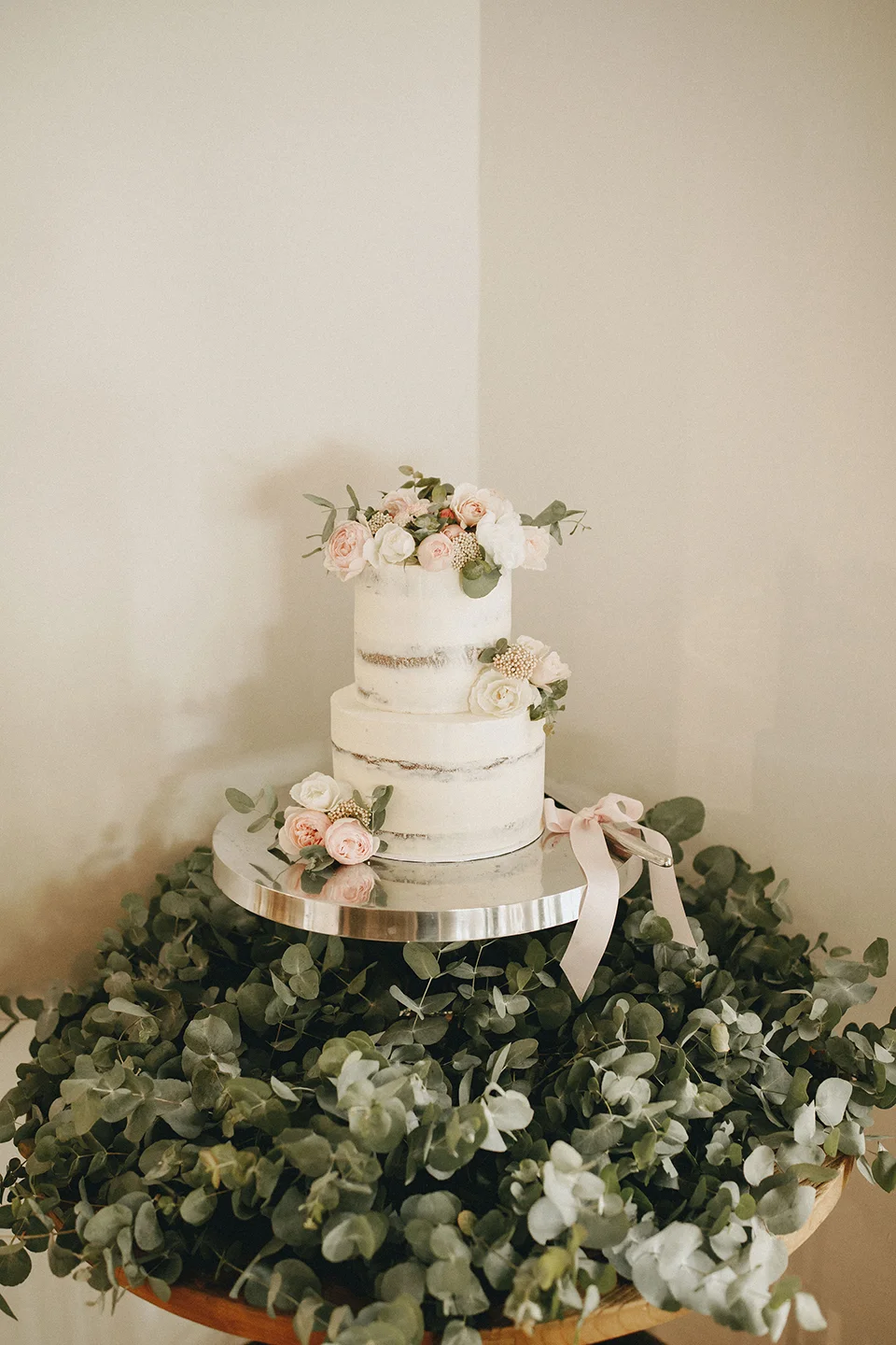 BYBHS_HYGGE_WEDDING_HUGH&GEORGIE_HI-RES_30.jpg