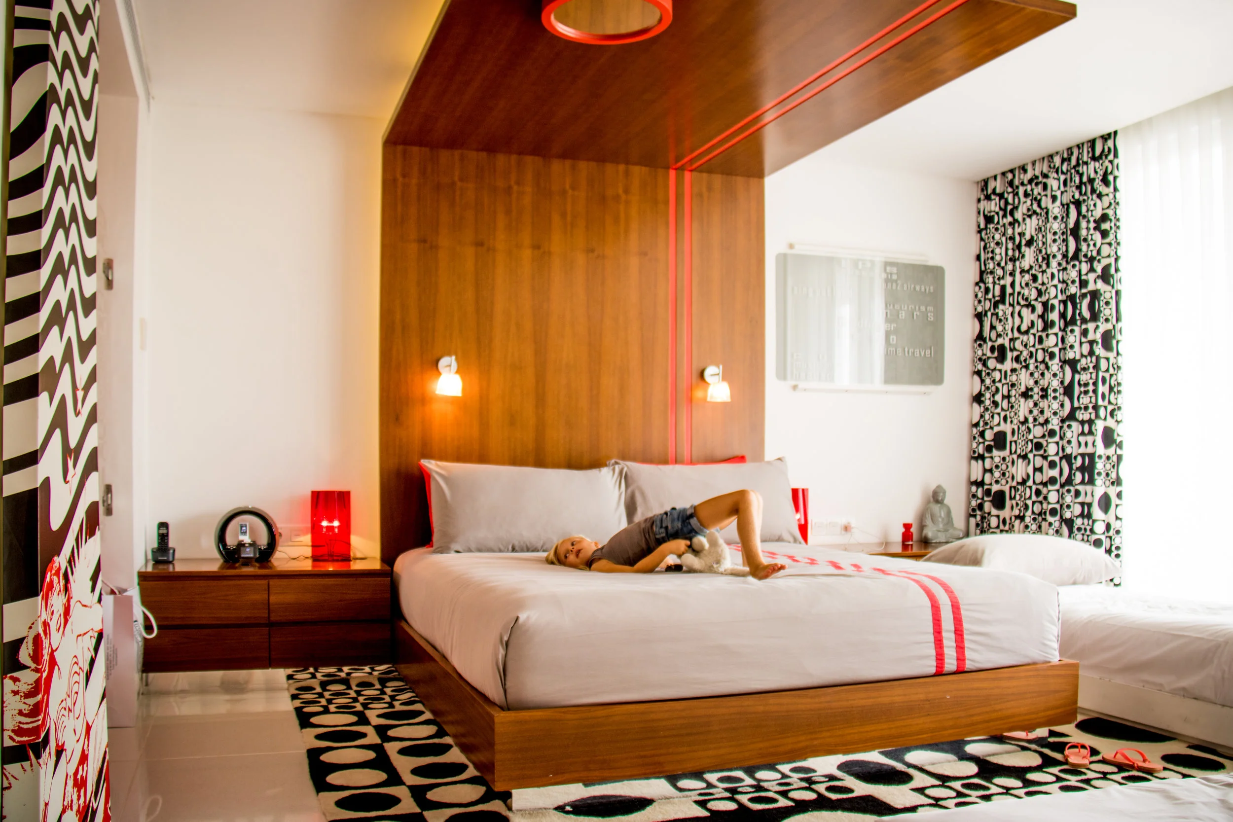 The red room at Luna2 studiotel