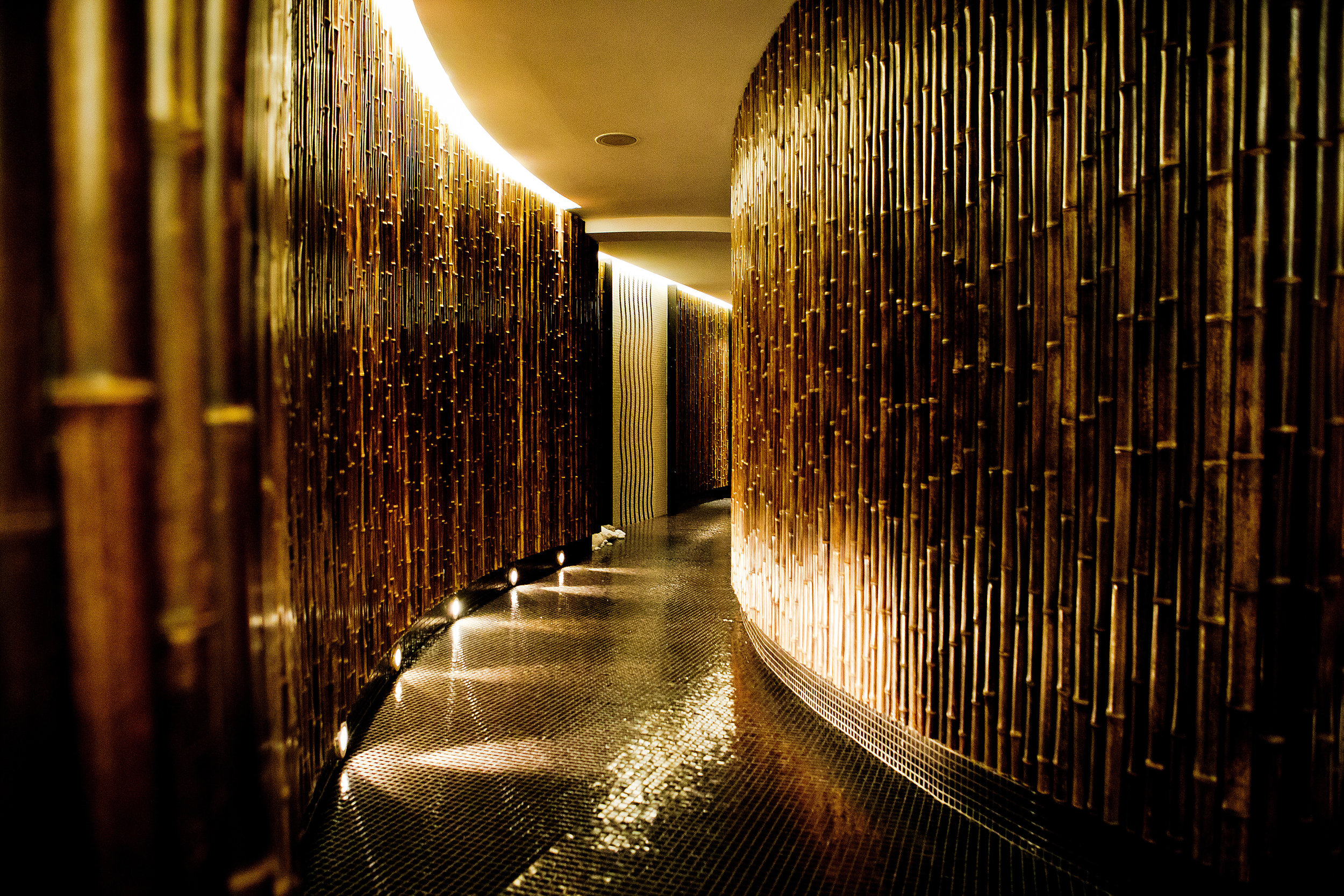Le Spa by Sisley - relaxation room entrance.JPG