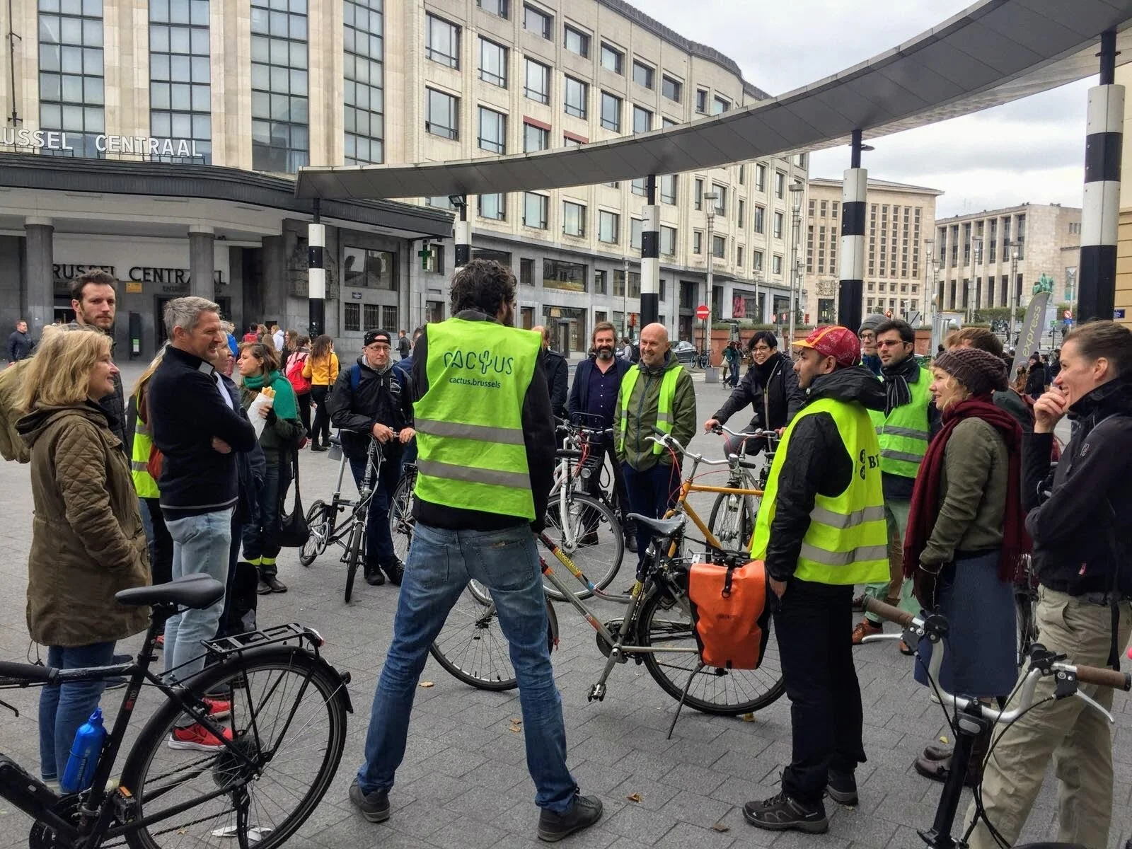 Cactus is looking for new guides!