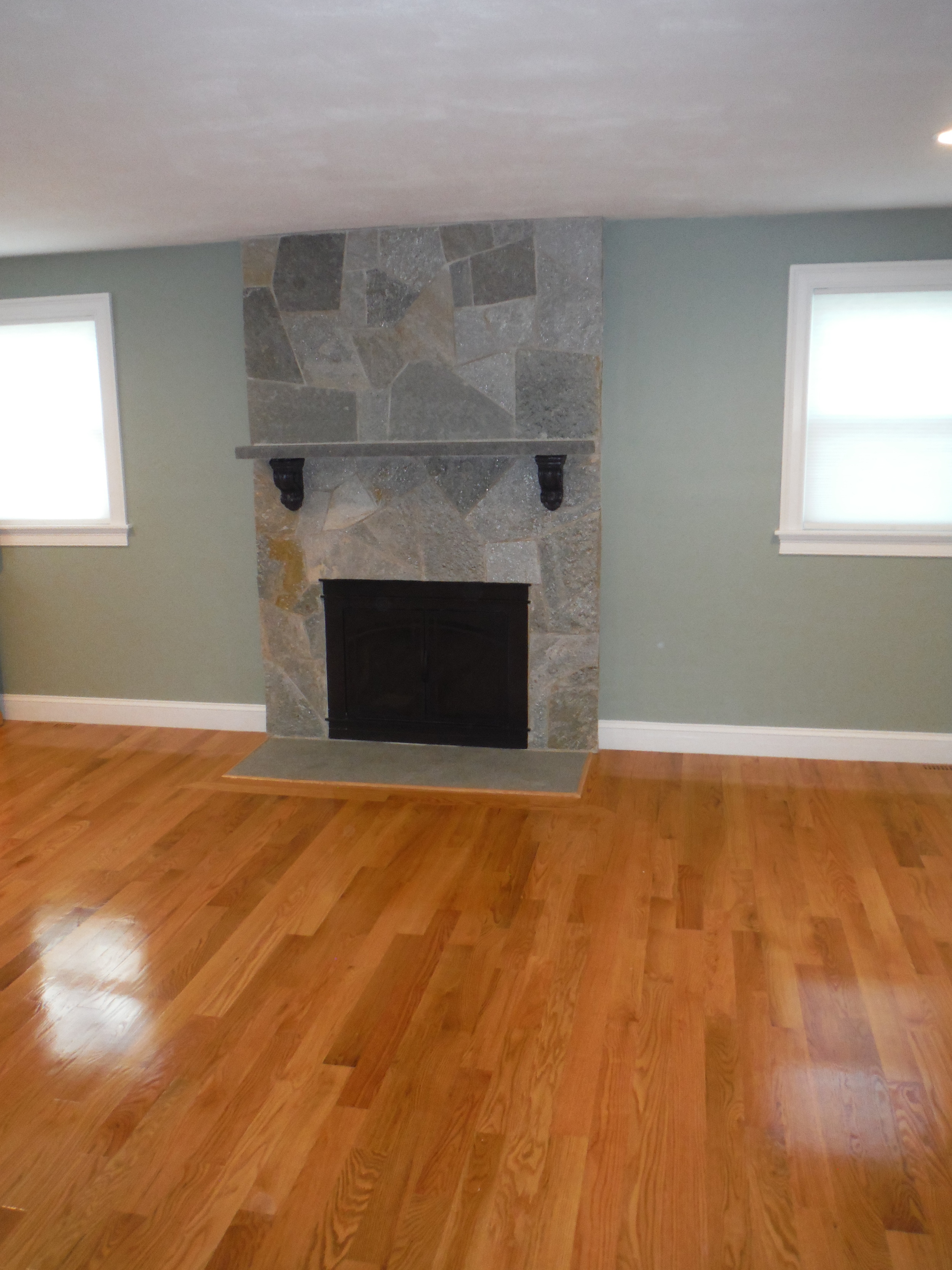  Family Room - Hardwood Floors, Resurfaced Fireplace, Paint 