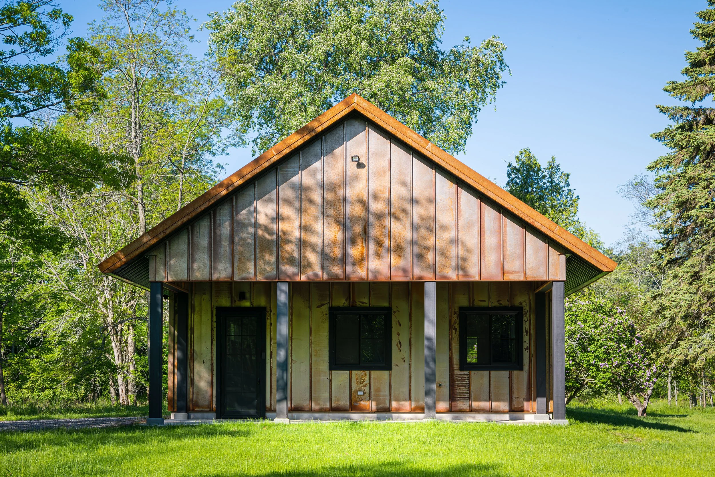ISLAND GARAGE_04.jpg