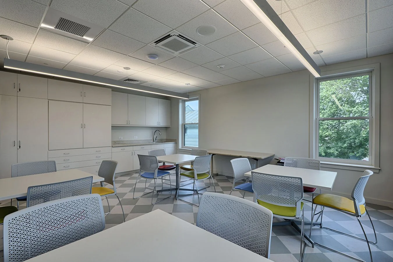 TIAC_CLASSROOM_02.jpg