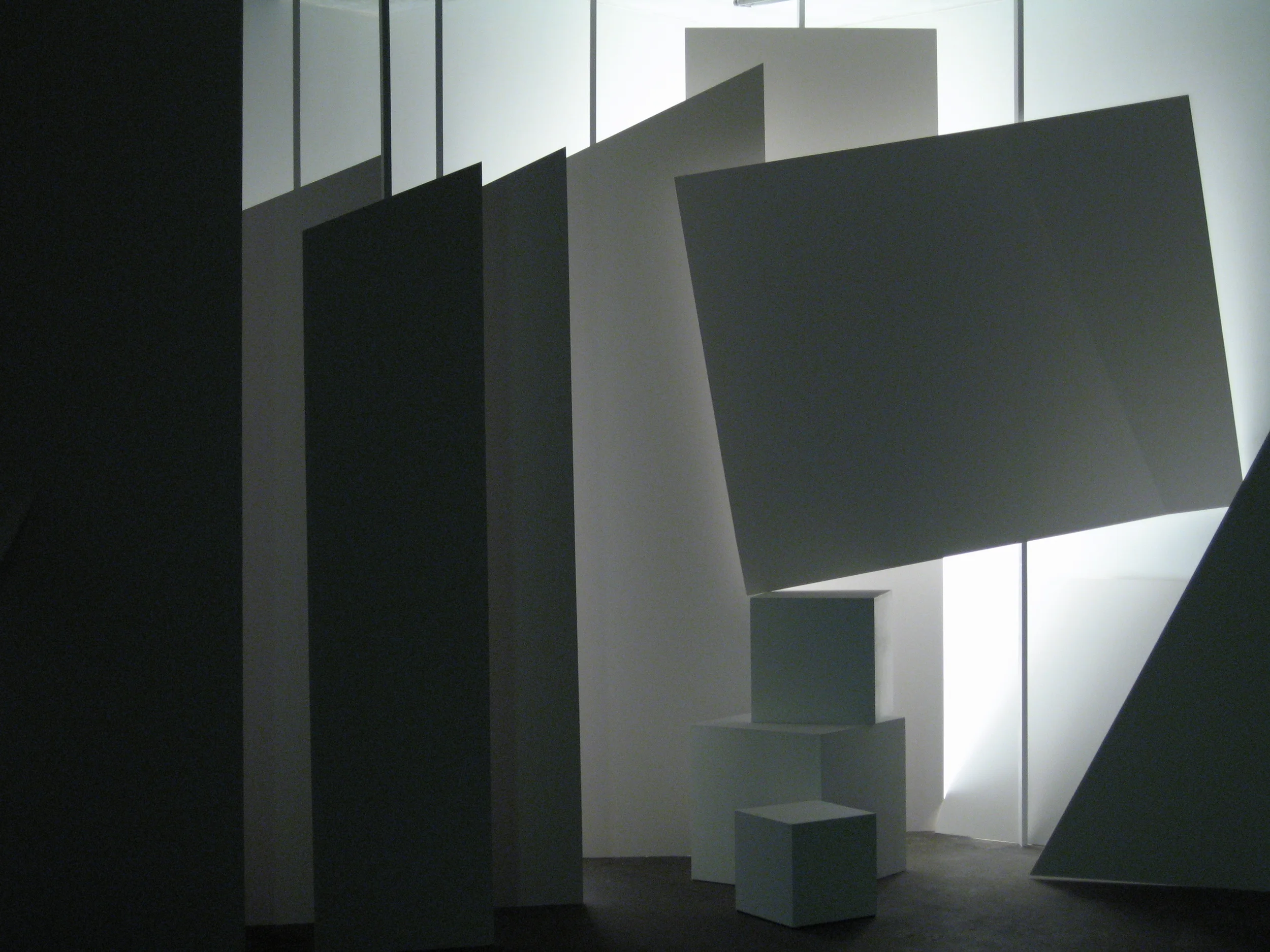 Installation, Jonathan Viner, London 2006