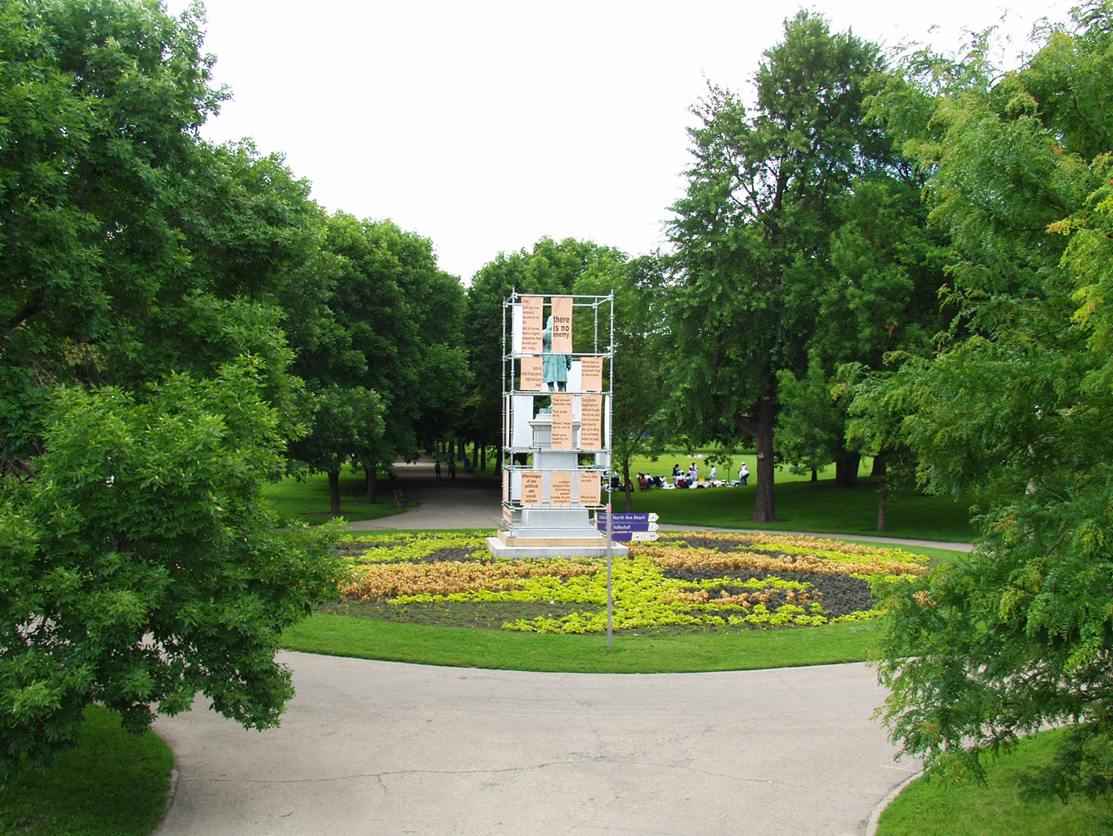 rothenberg_2004_InvisibleGarden_002.jpg