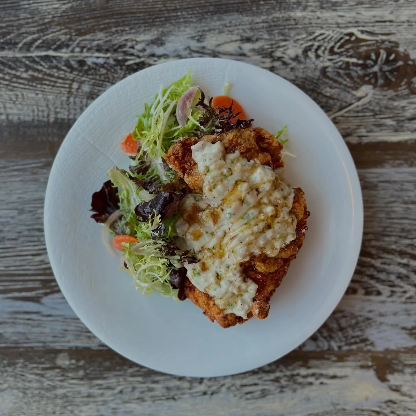 Chicken-Fried Chicken with country gravy &amp; cherry pepper caramel #dinner #friedchicken #crispy